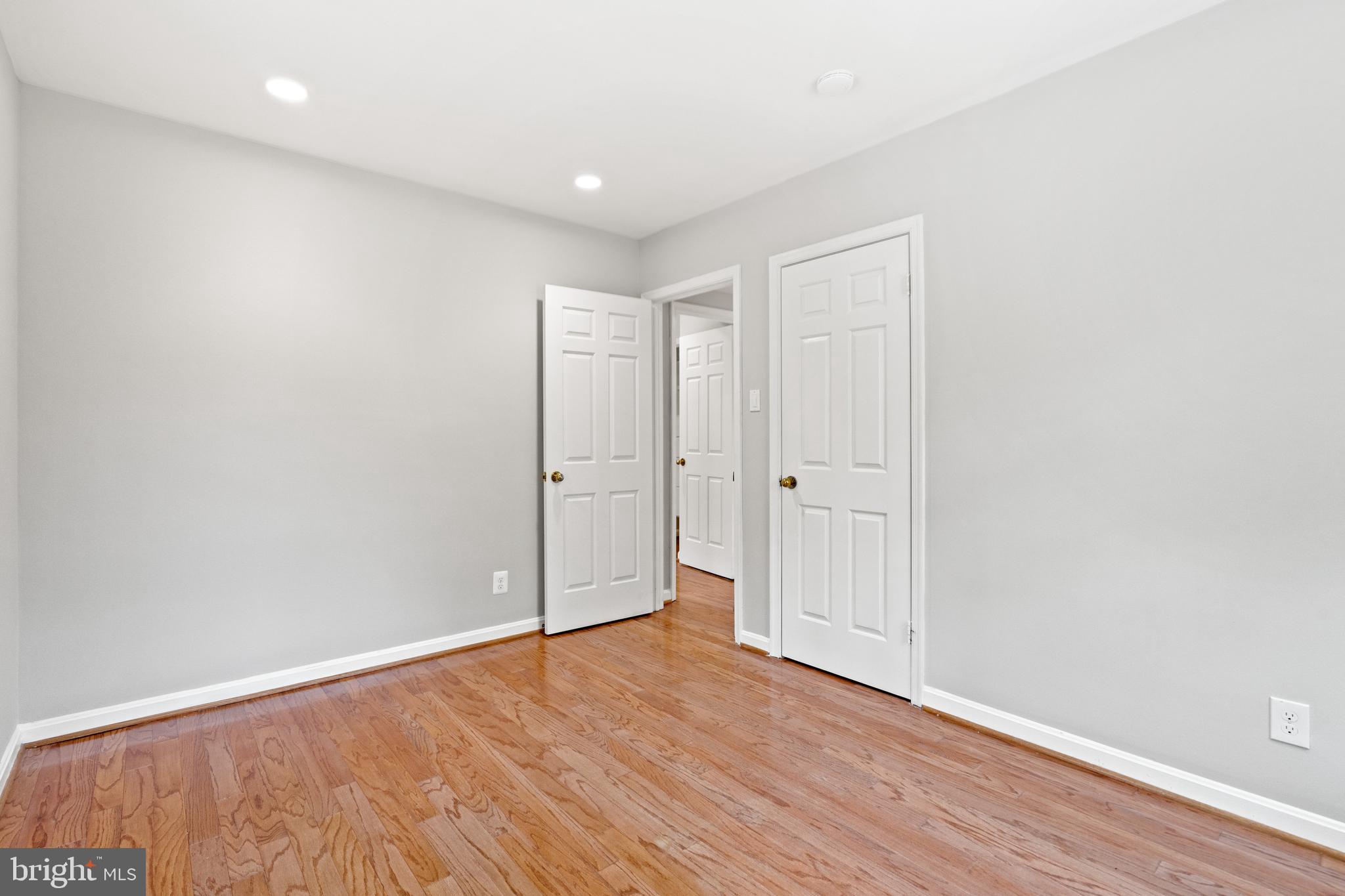 CLEVELAND PARK - Residential