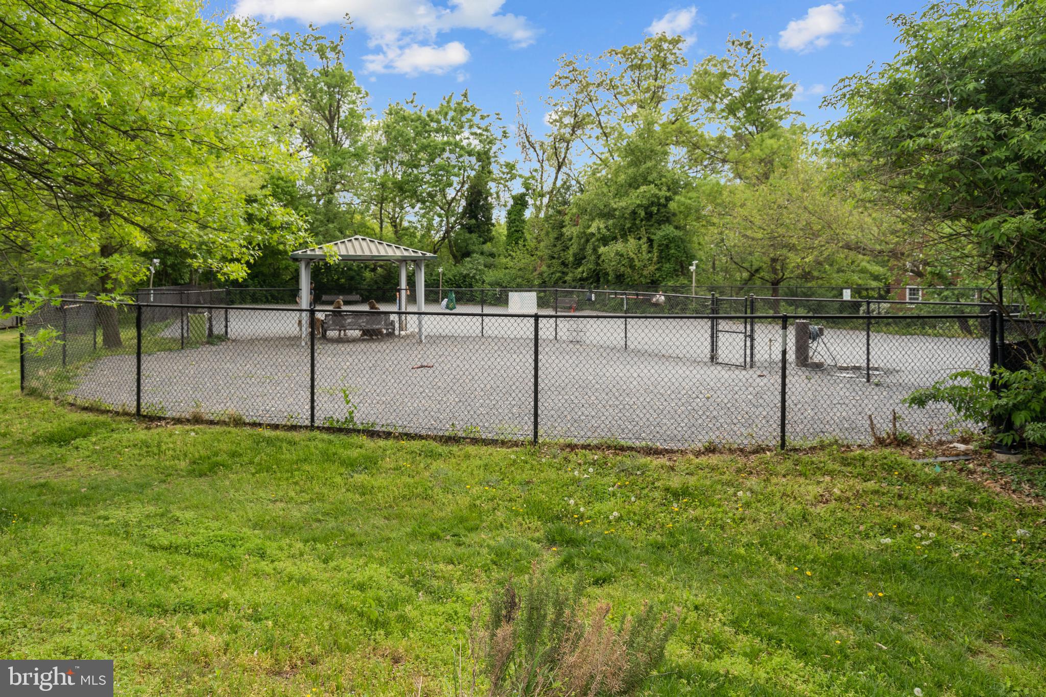 CLEVELAND PARK - Residential