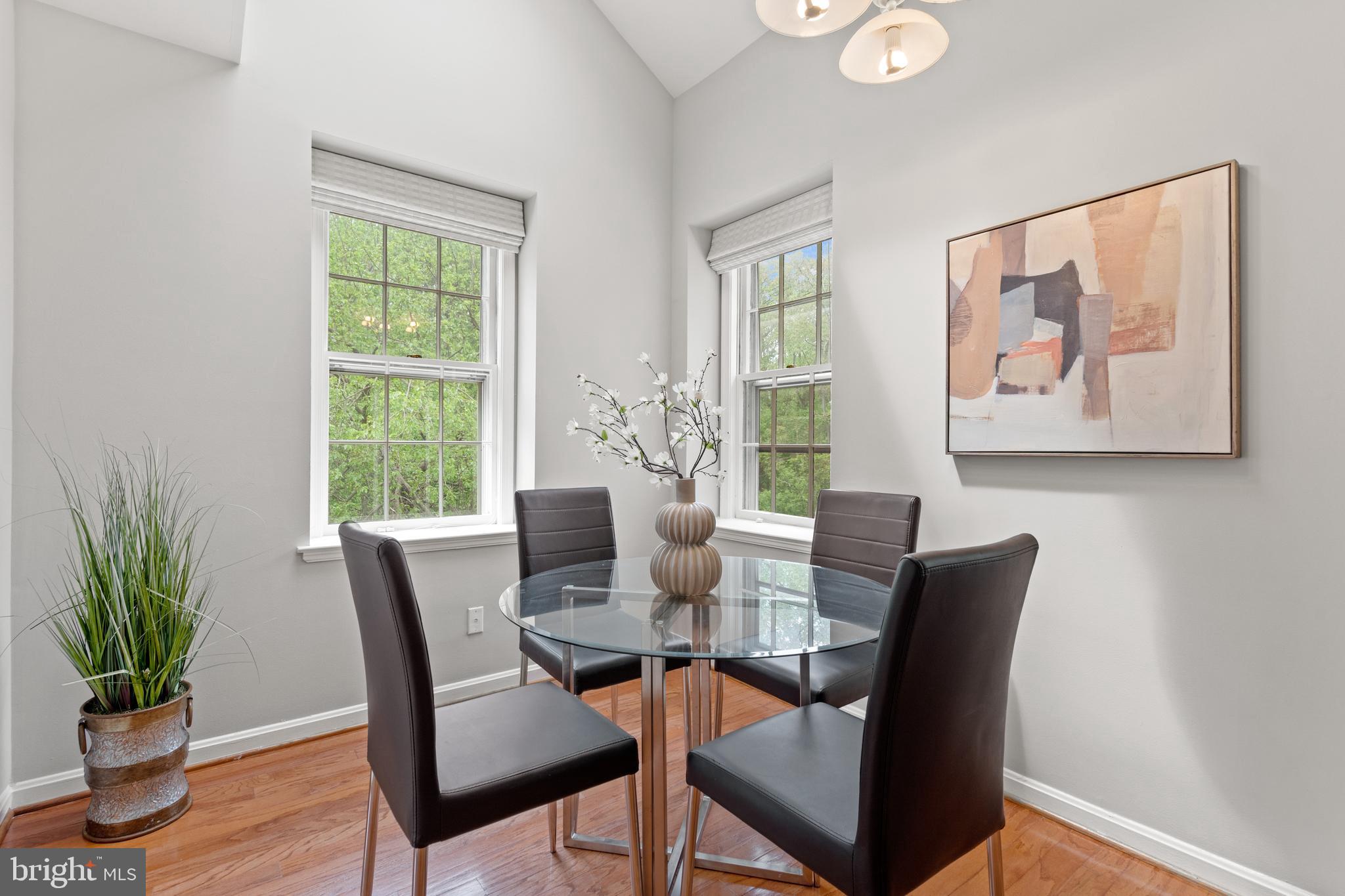 CLEVELAND PARK - Residential