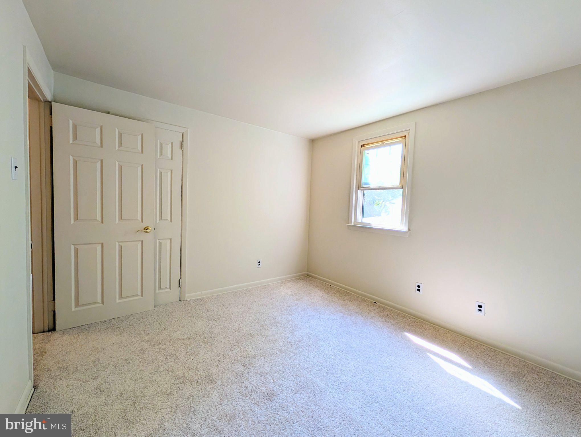 417 VIRGINIA LANE