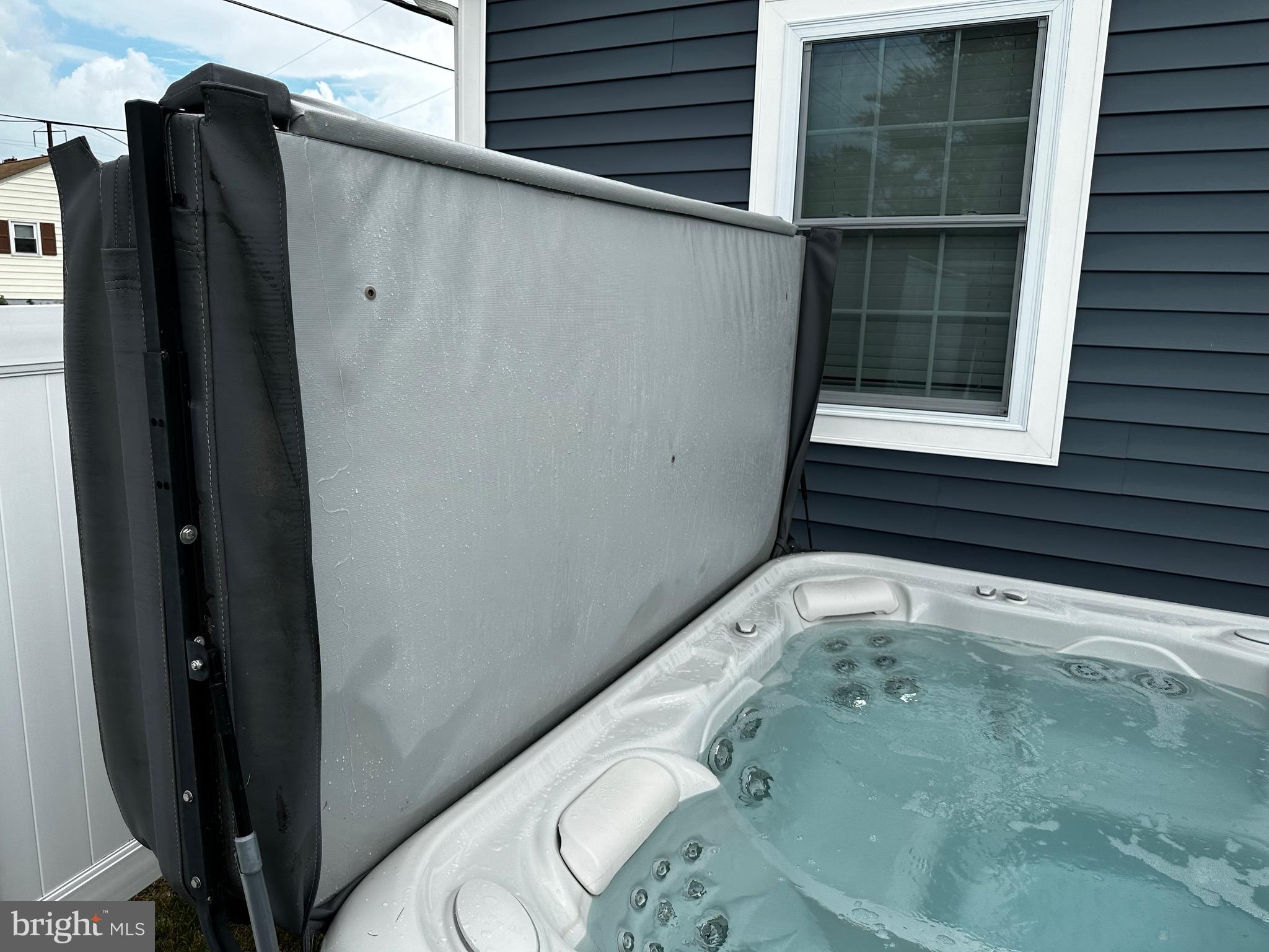 LYNDHURST - Residential