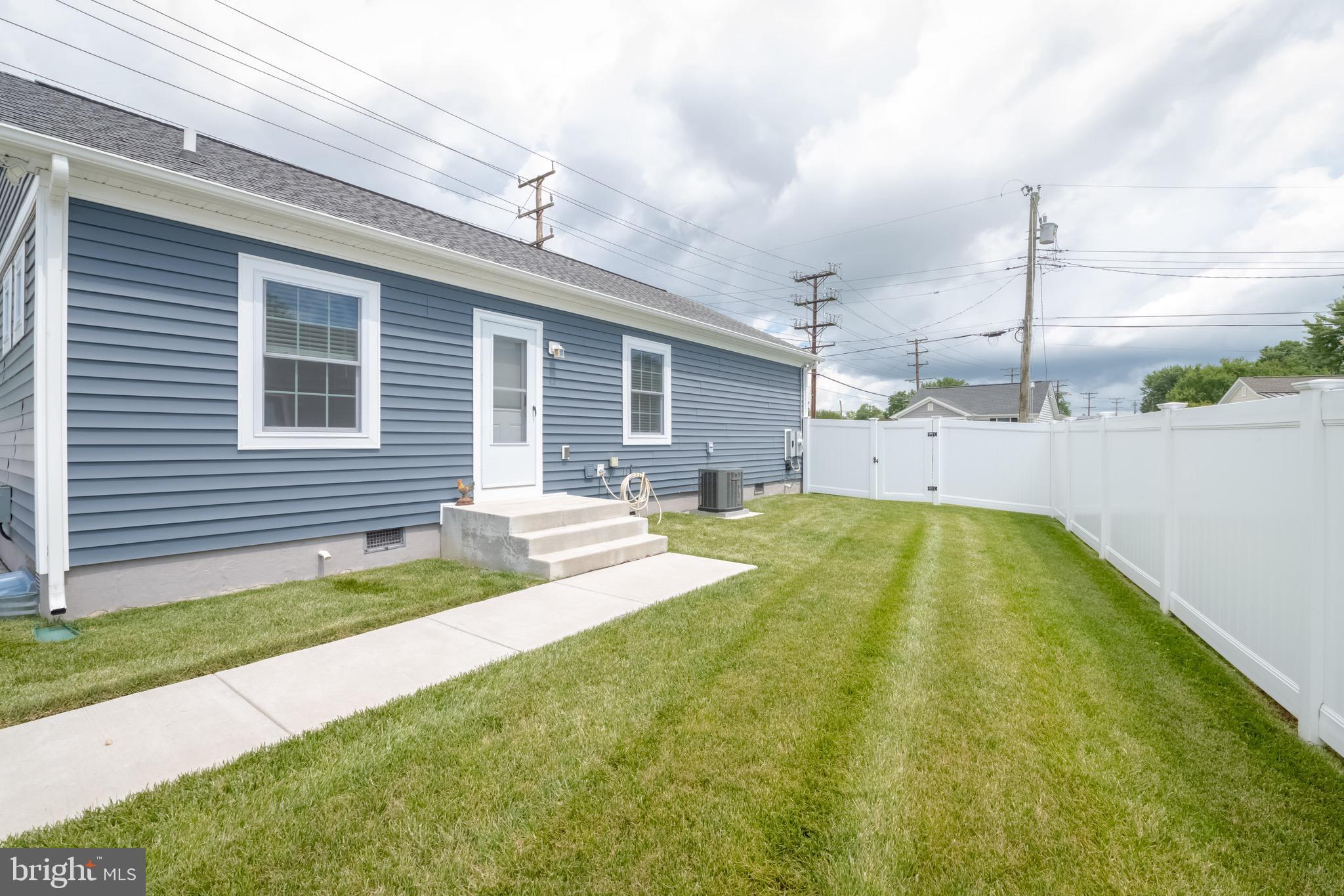 LYNDHURST - Residential