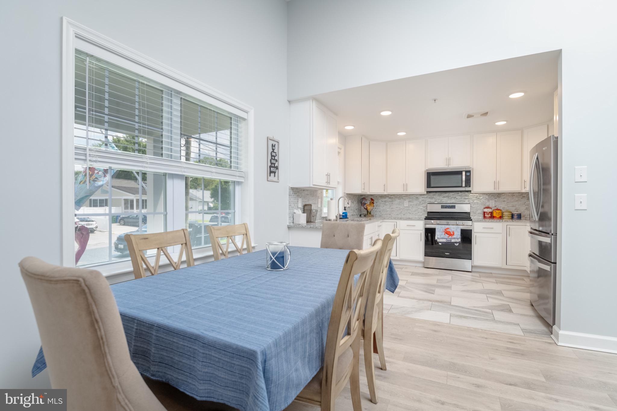 LYNDHURST - Residential