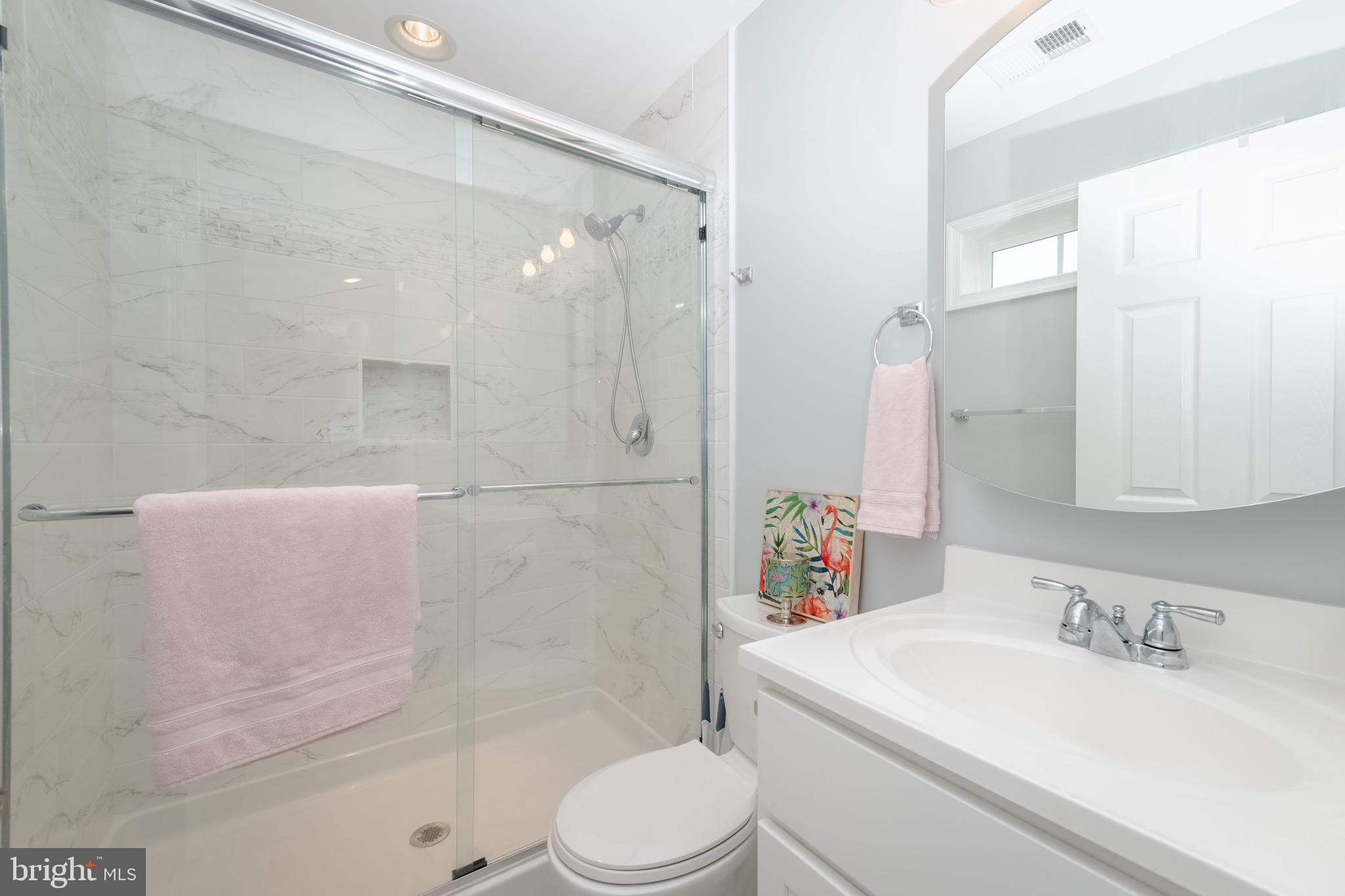 LYNDHURST - Residential