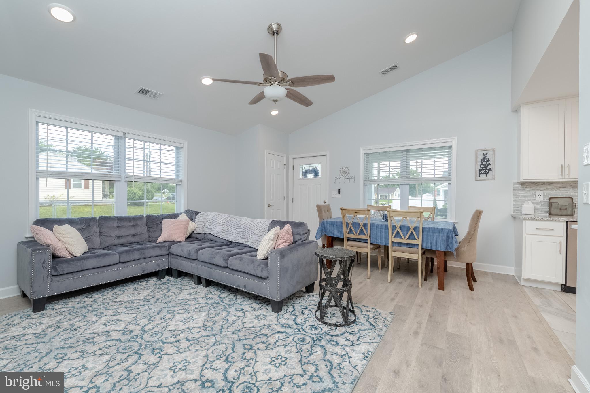 LYNDHURST - Residential