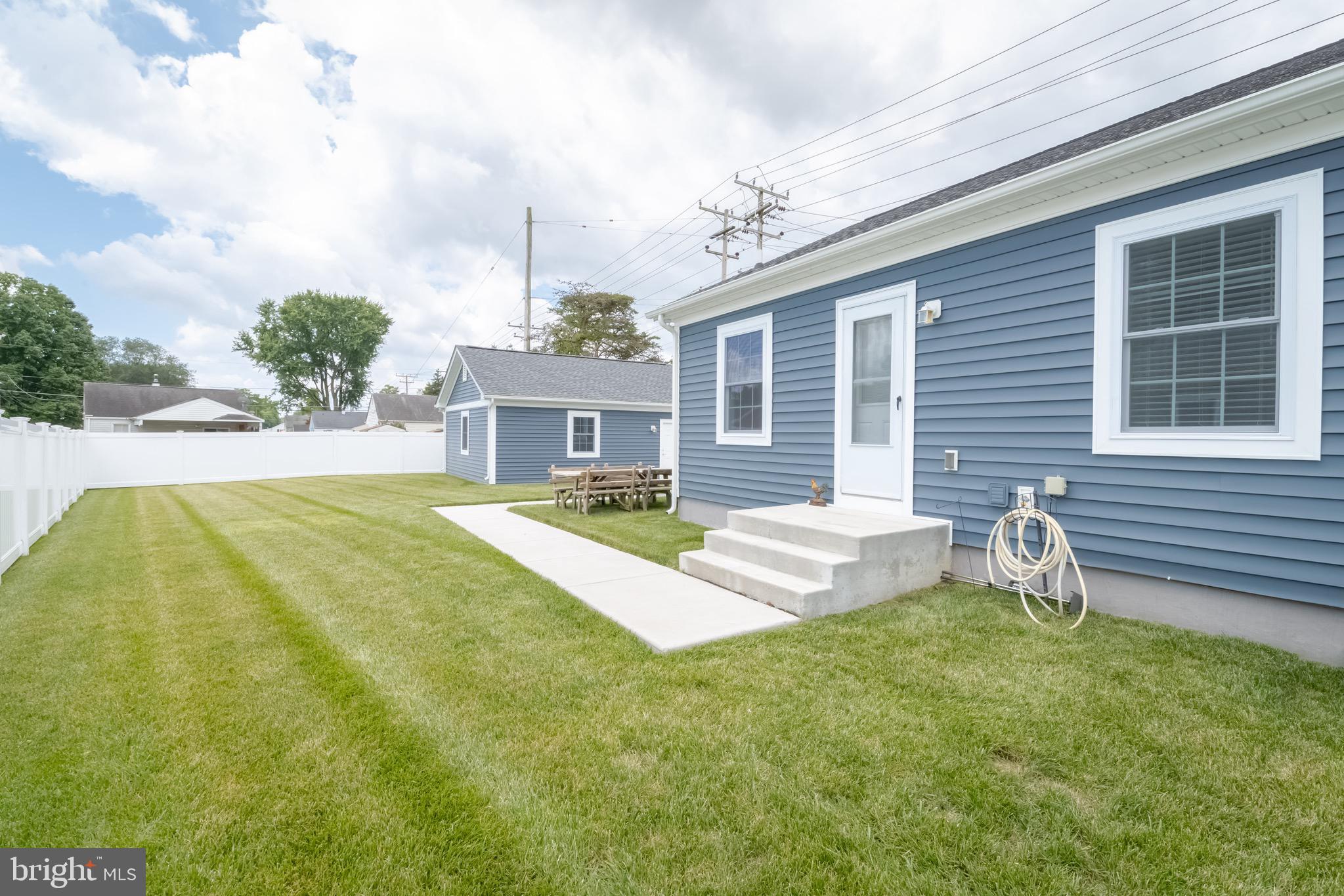 LYNDHURST - Residential