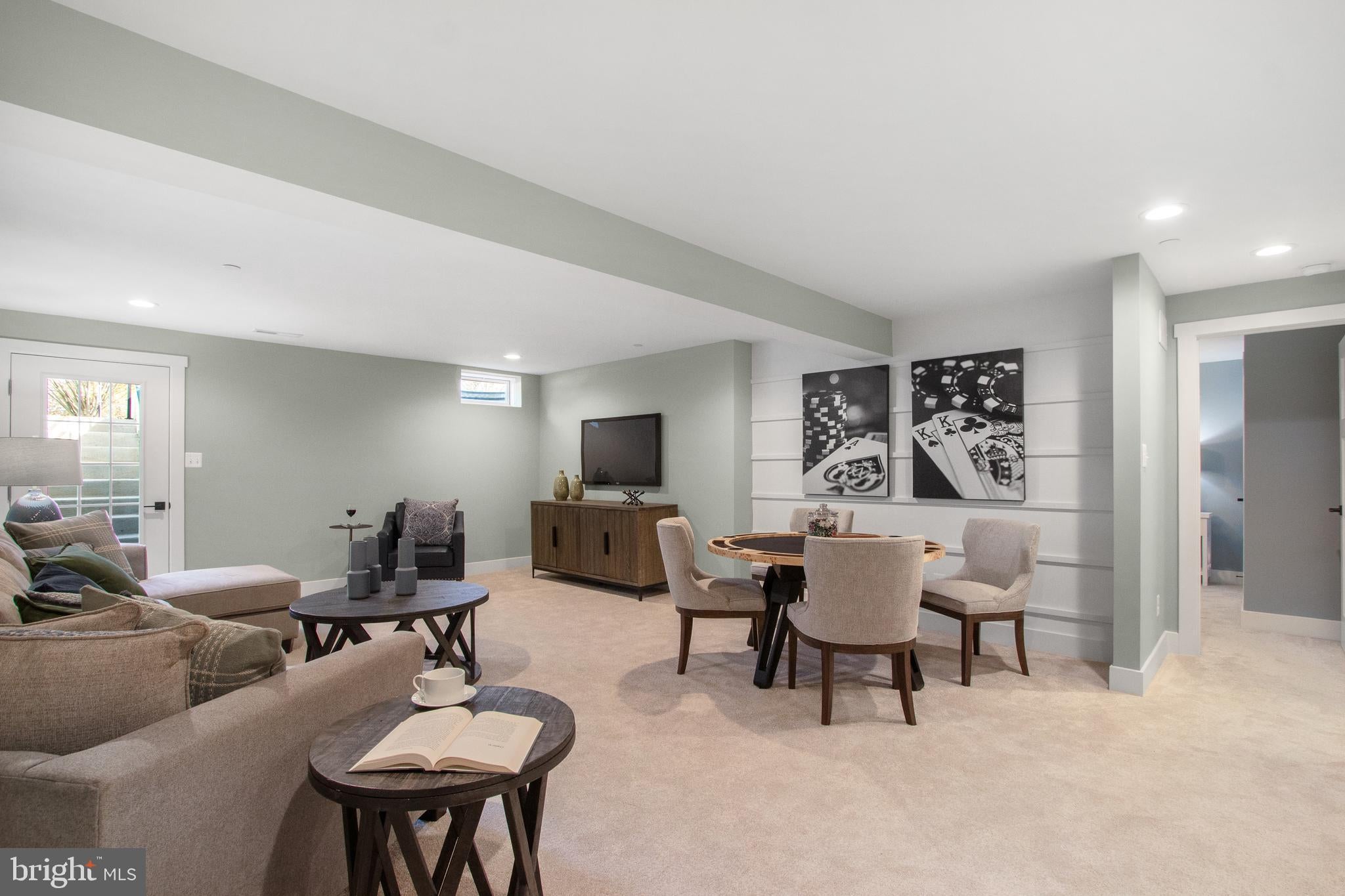 106 ECLIPSE COURT 1722