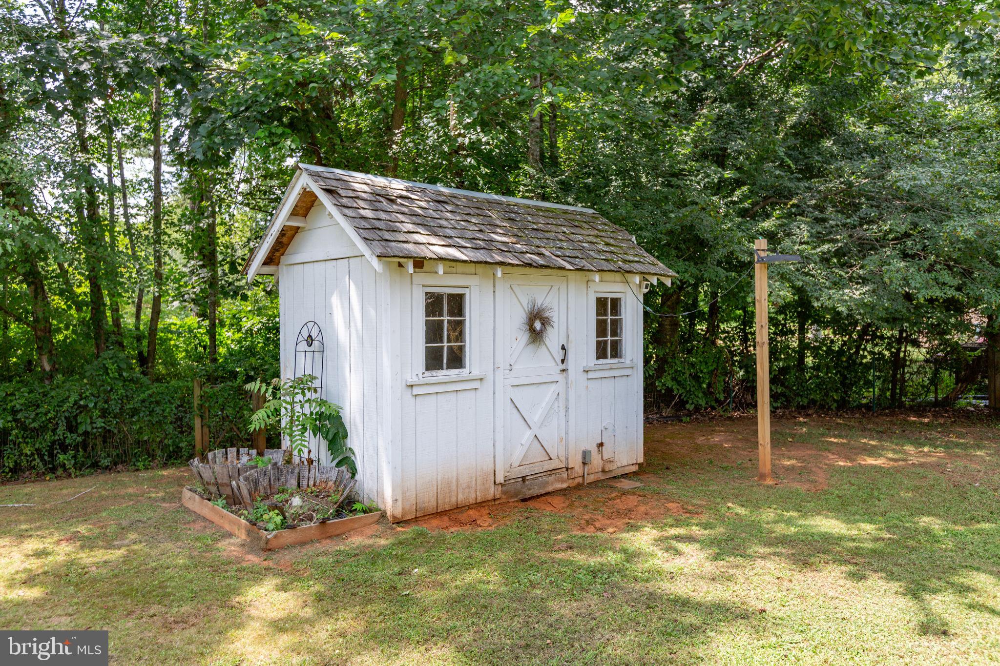 SPRING CREEK - Residential