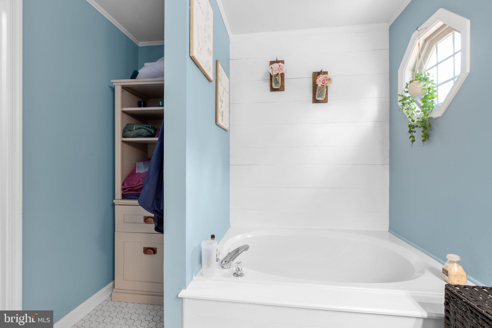 SPRING CREEK - Residential