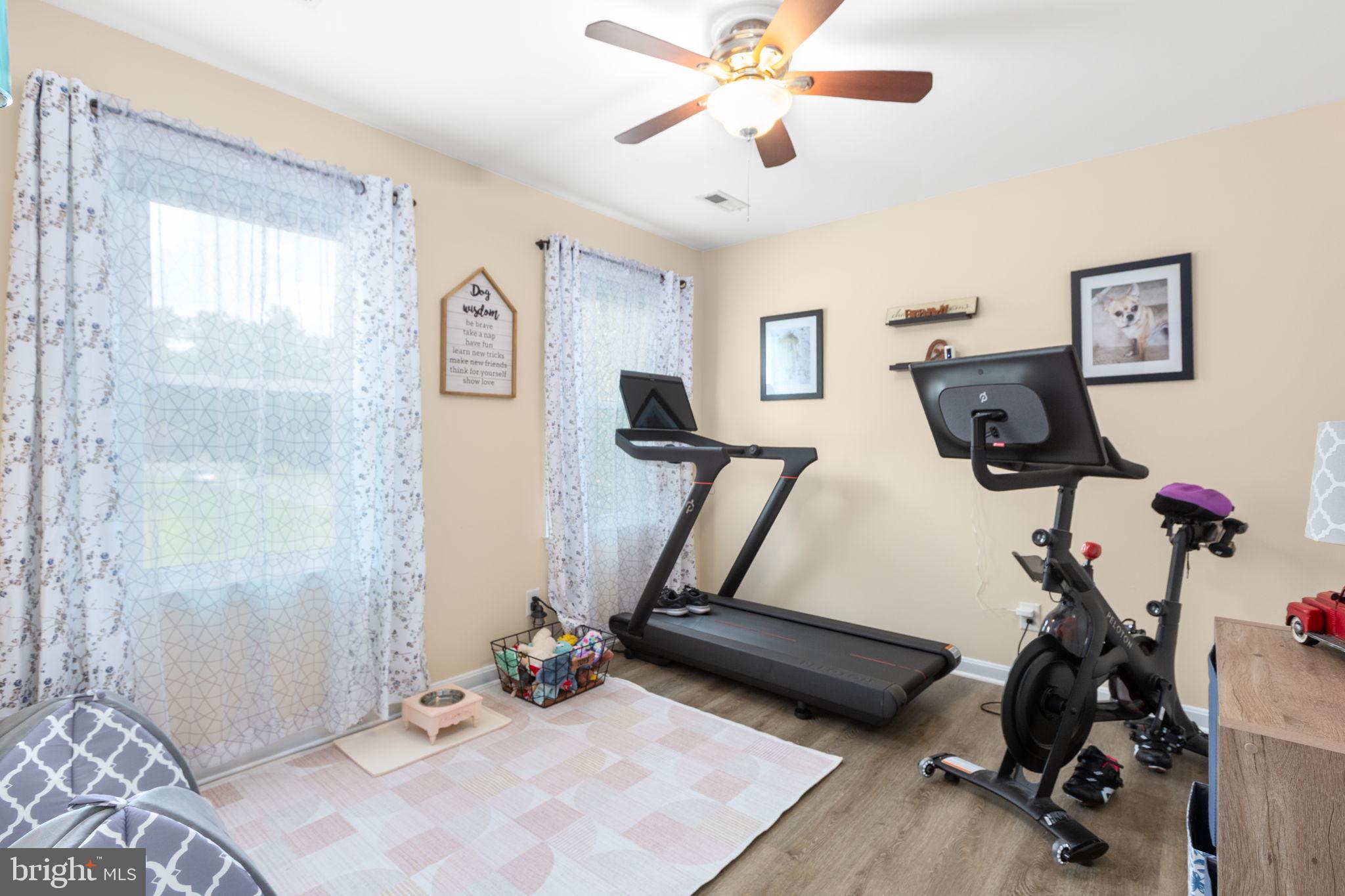 SPRING CREEK - Residential