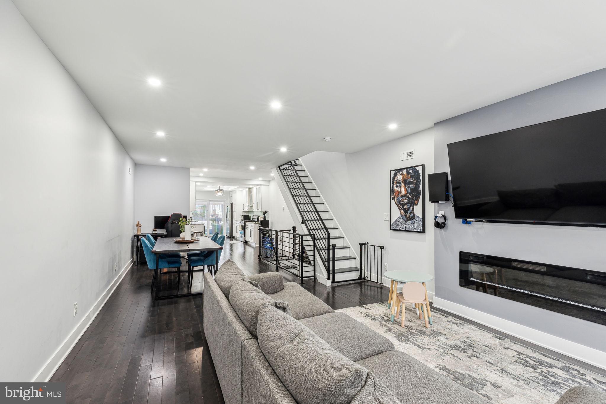 GERMANTOWN - Residential