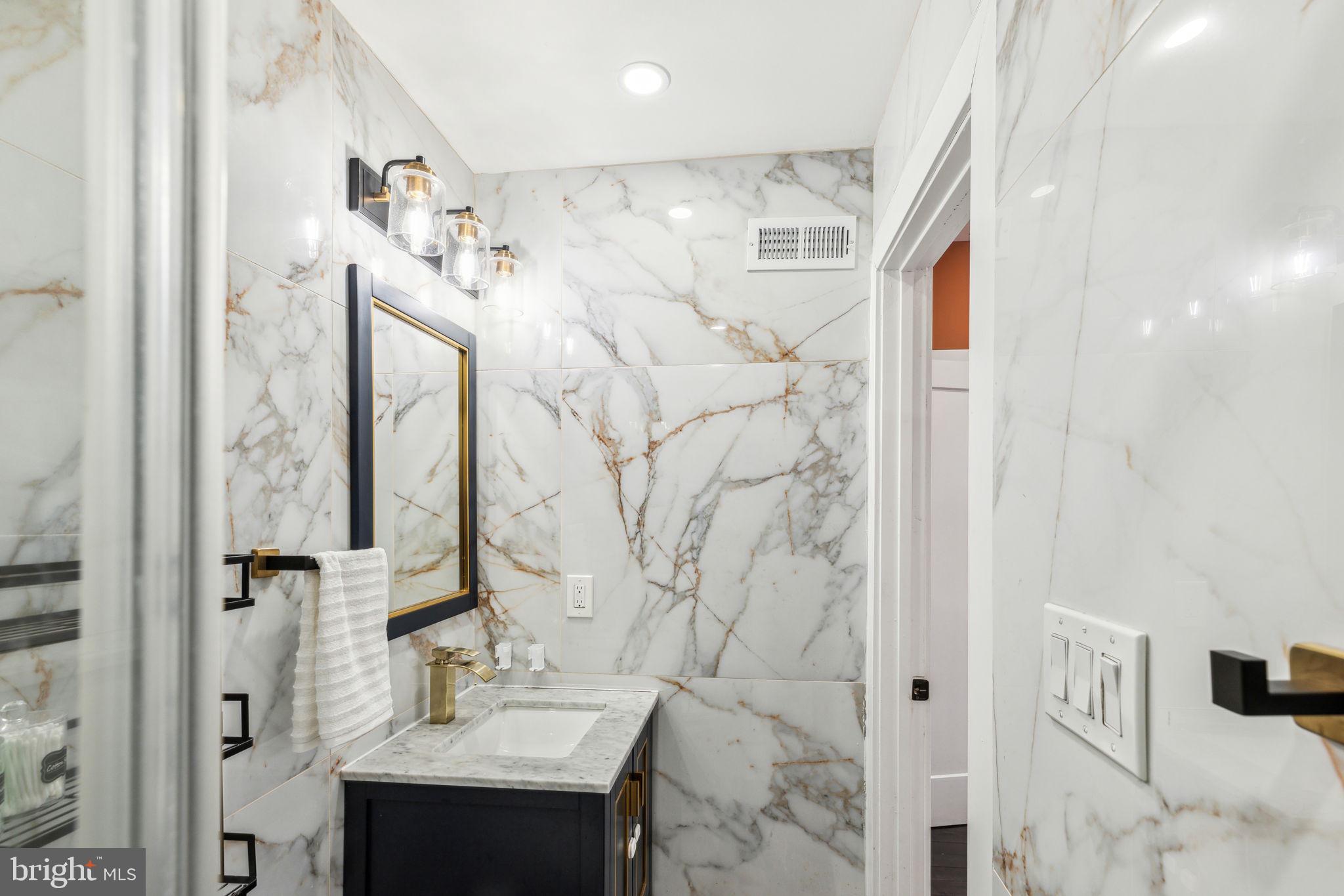 GERMANTOWN - Residential