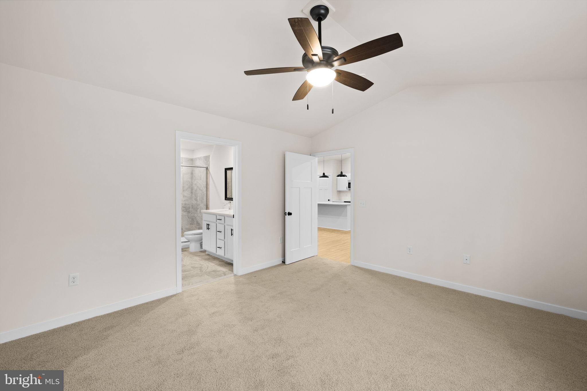 PRESIDENTIAL LAKES - Residential