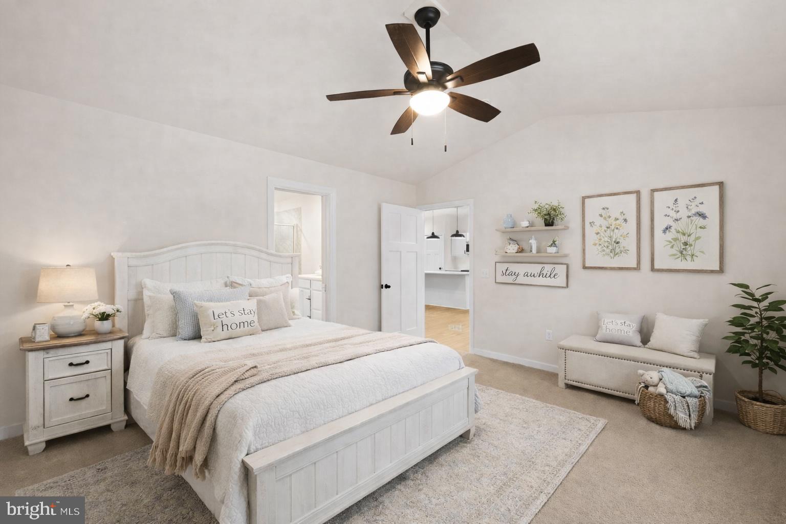 PRESIDENTIAL LAKES - Residential