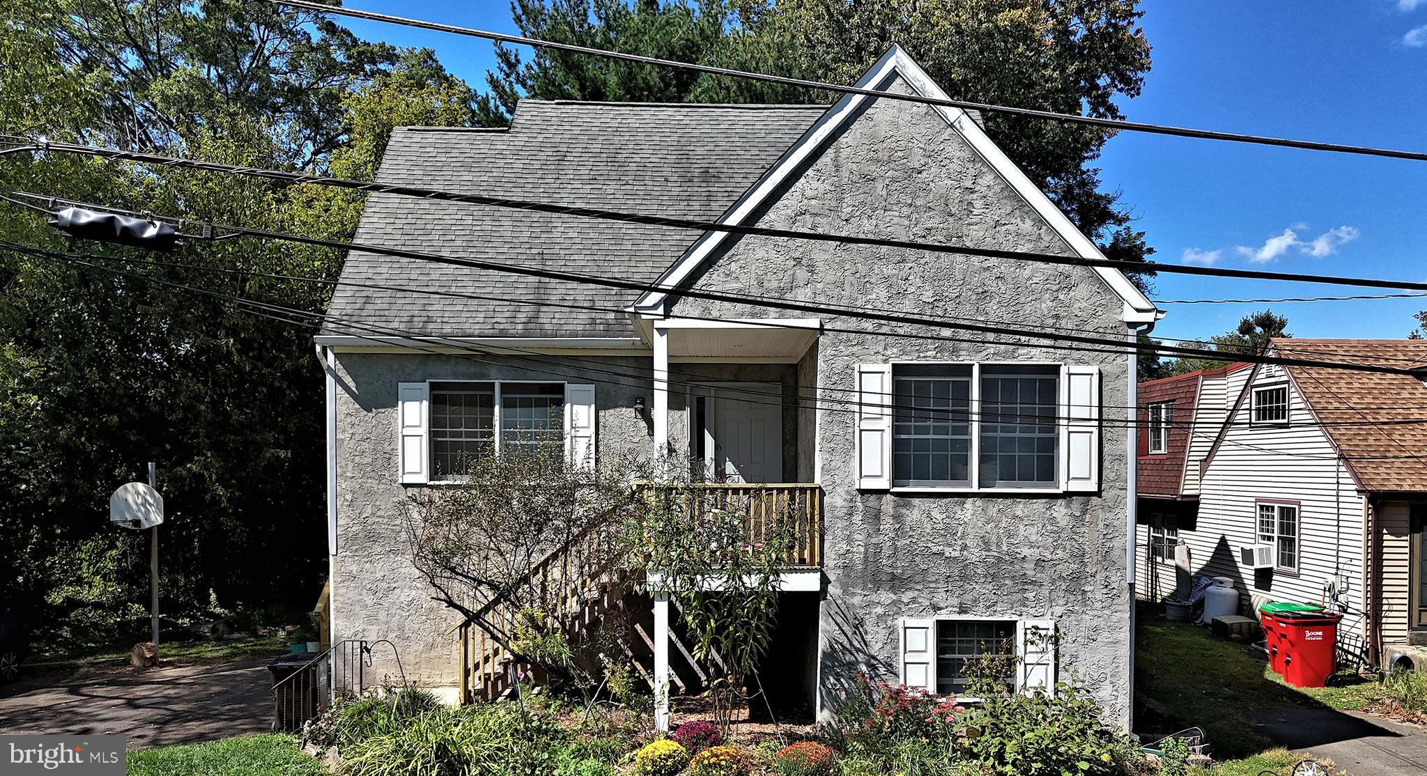 LAUREL WOODS - Residential