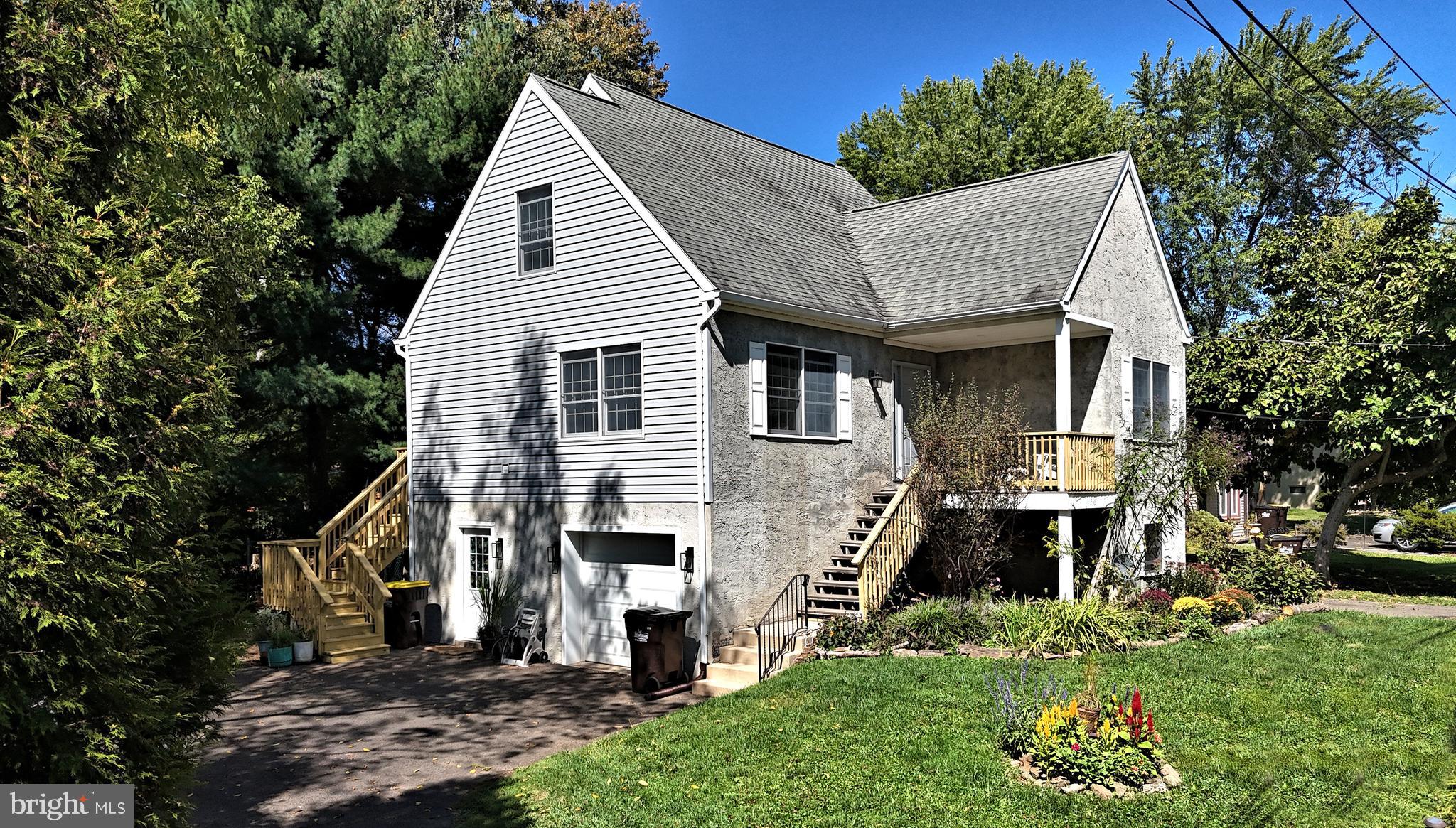 LAUREL WOODS - Residential