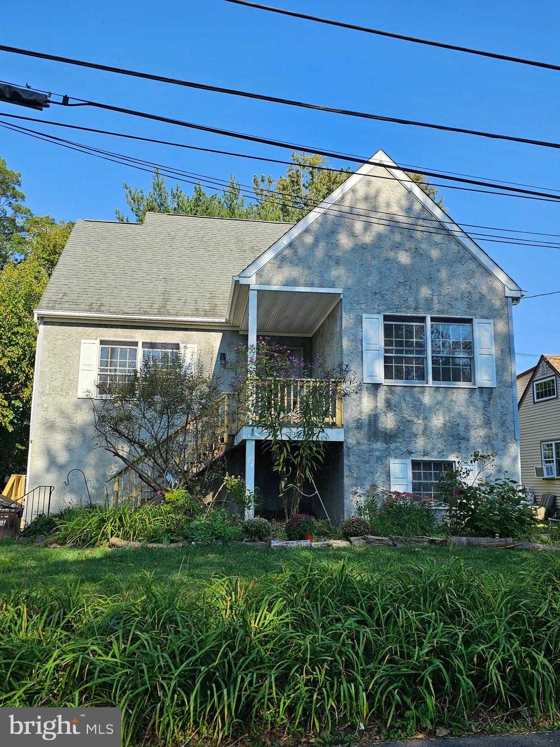 LAUREL WOODS - Residential