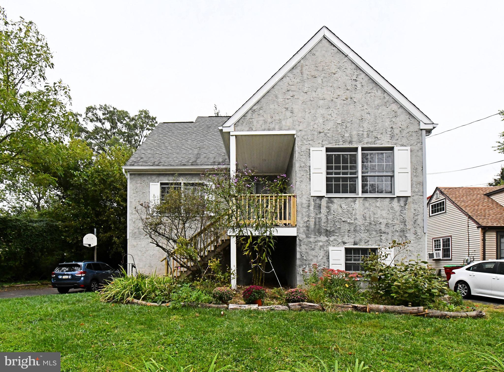 LAUREL WOODS - Residential