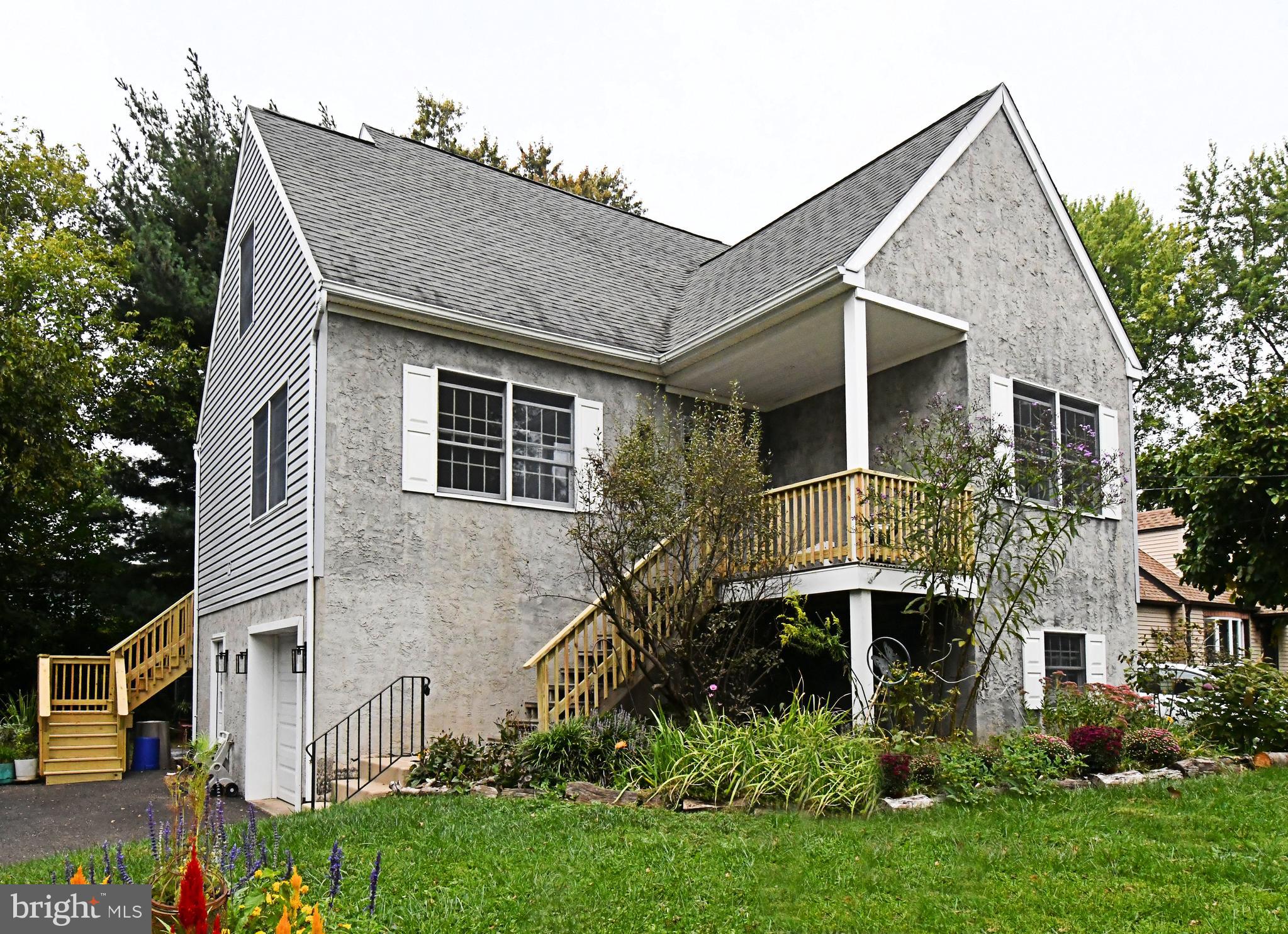 LAUREL WOODS - Residential