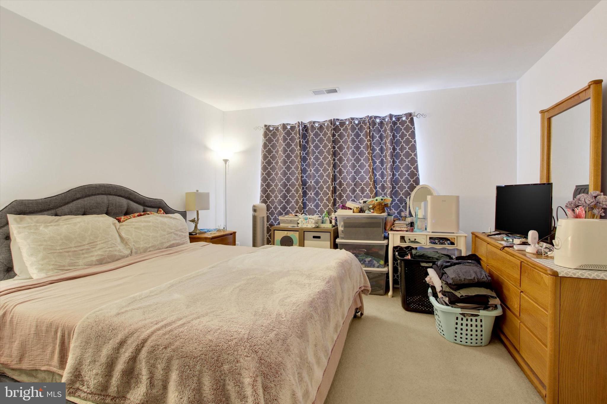 NORTHFIELD - Residential