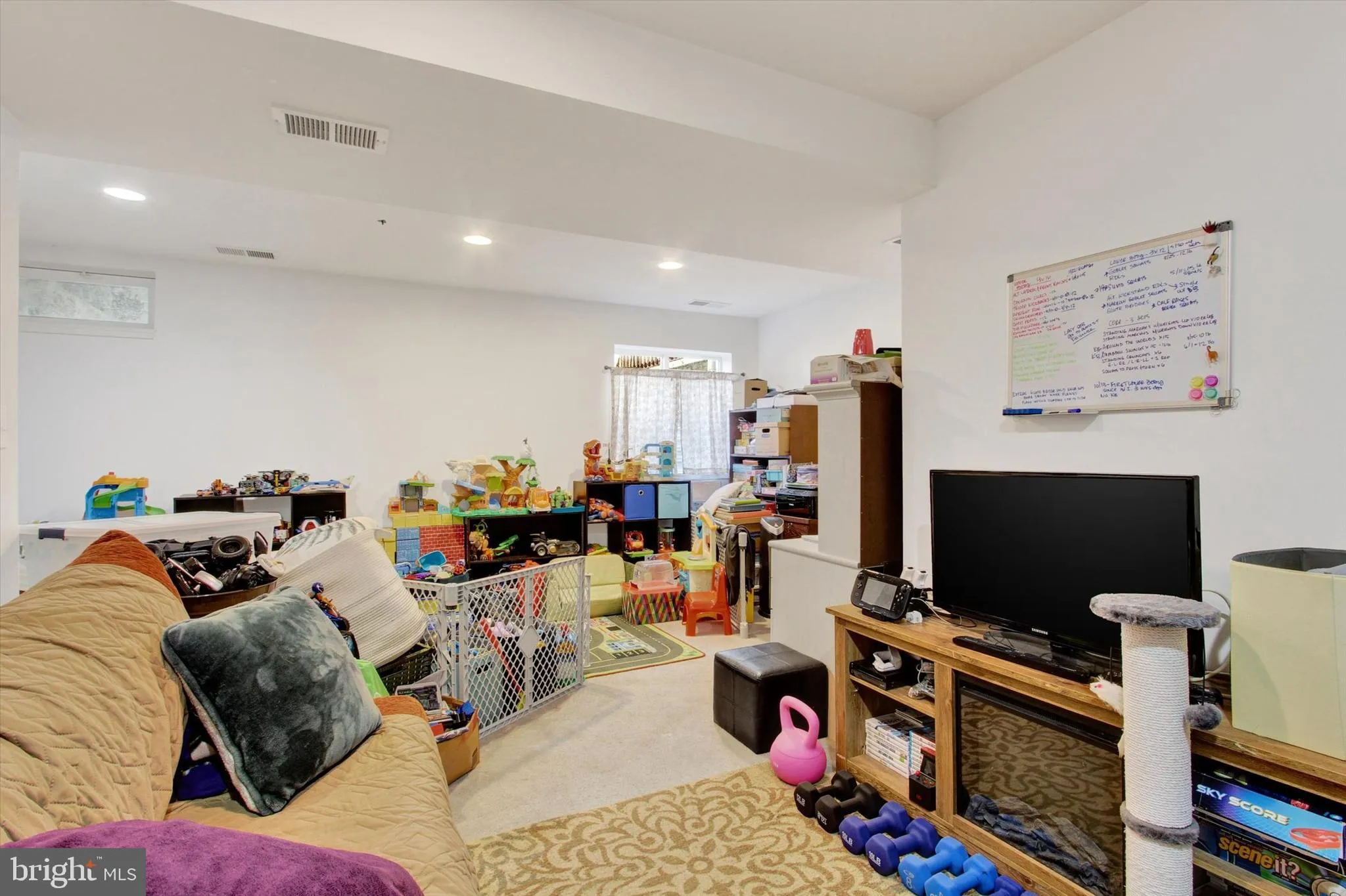 Hanover, Pennsylvania 17331, United States, 3 Bedrooms Bedrooms, ,3 BathroomsBathrooms,Residential,Pending,94750