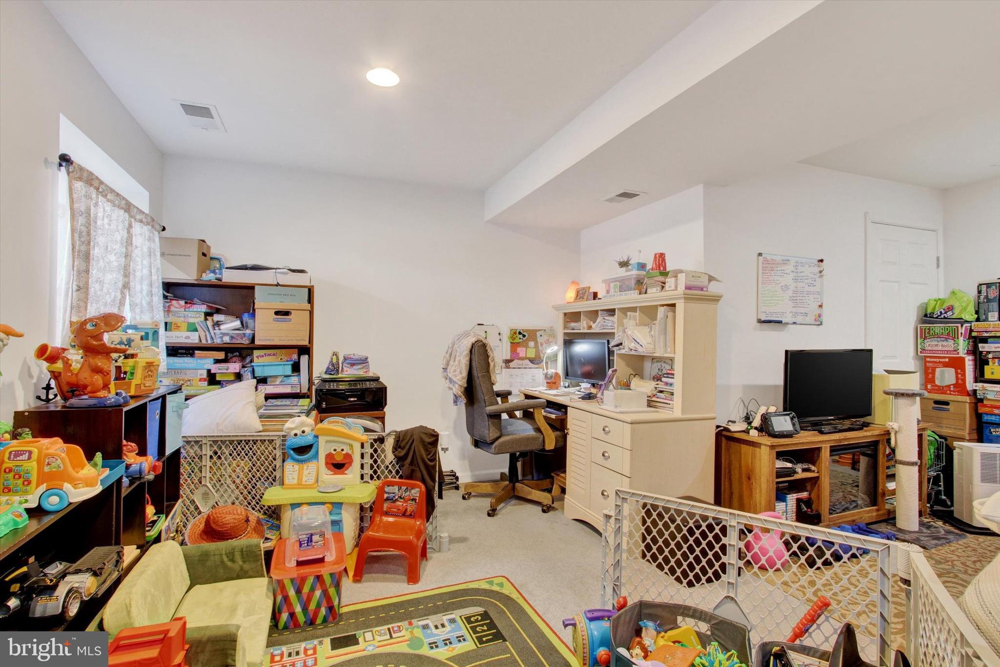 NORTHFIELD - Residential