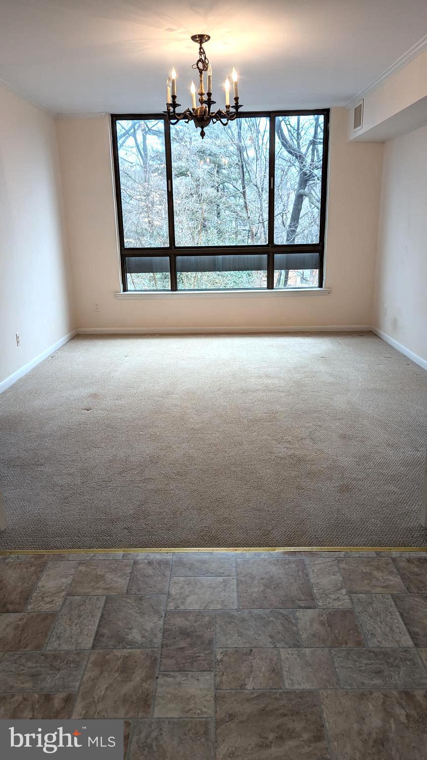 SUMNER VILLAGE - Residential Lease