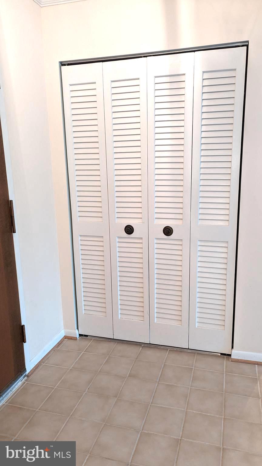 SUMNER VILLAGE - Residential Lease