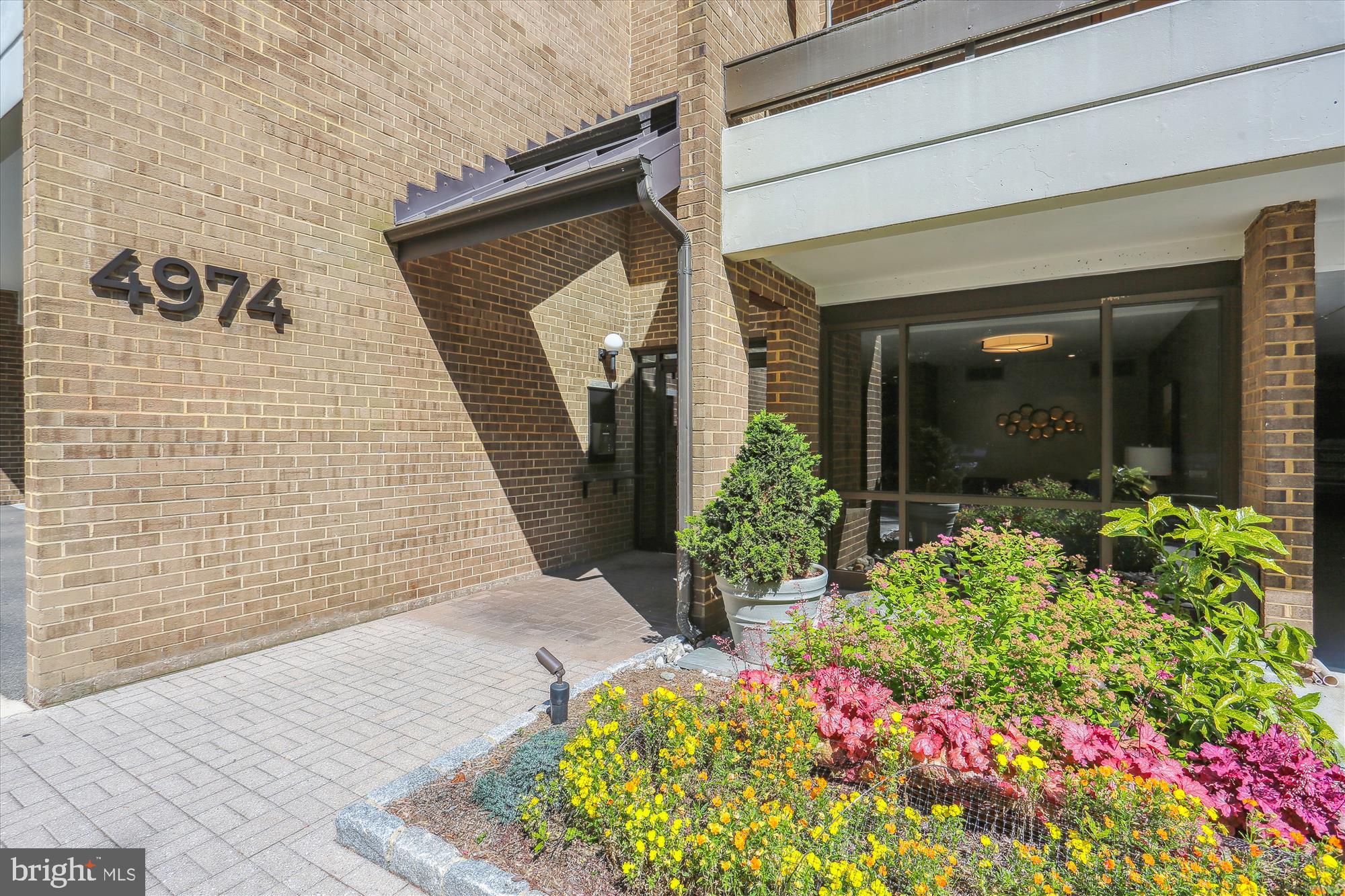 SUMNER VILLAGE - Residential Lease