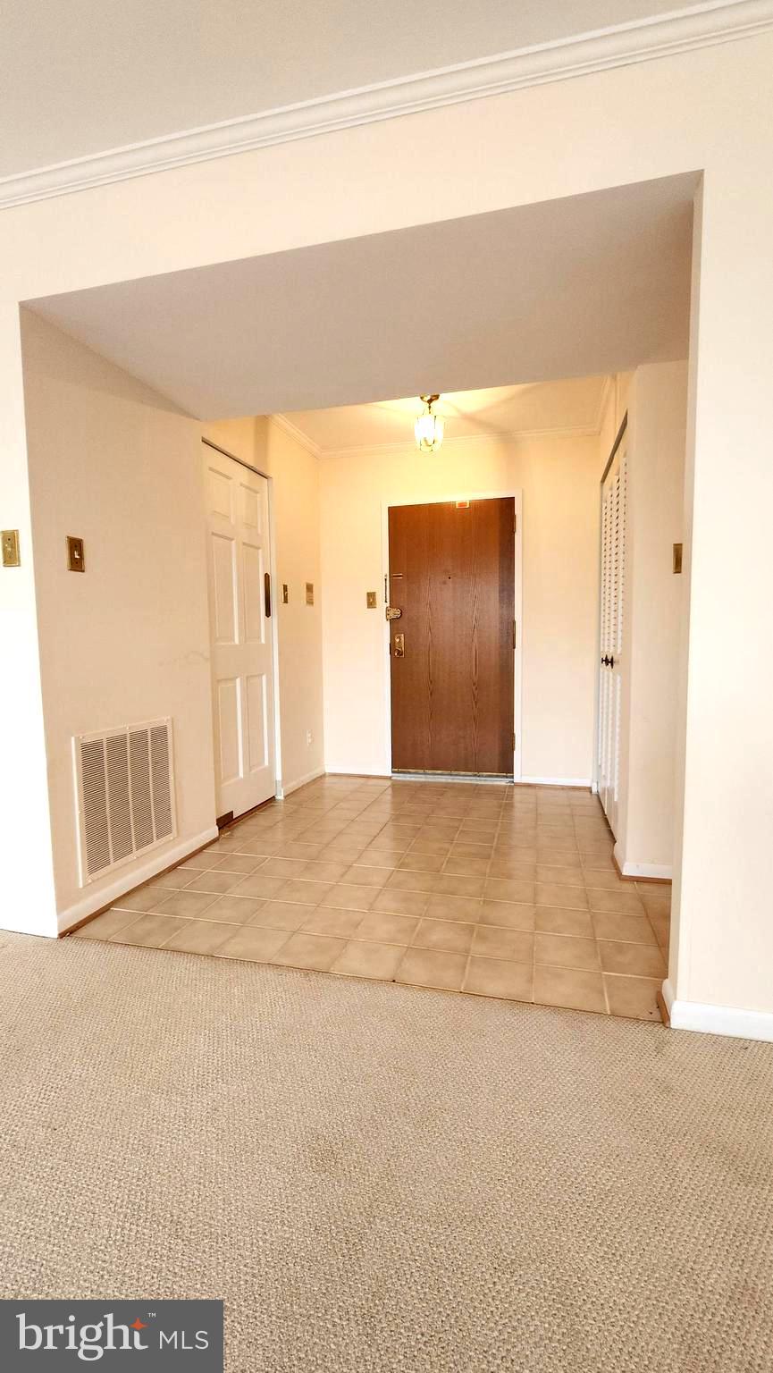 SUMNER VILLAGE - Residential Lease