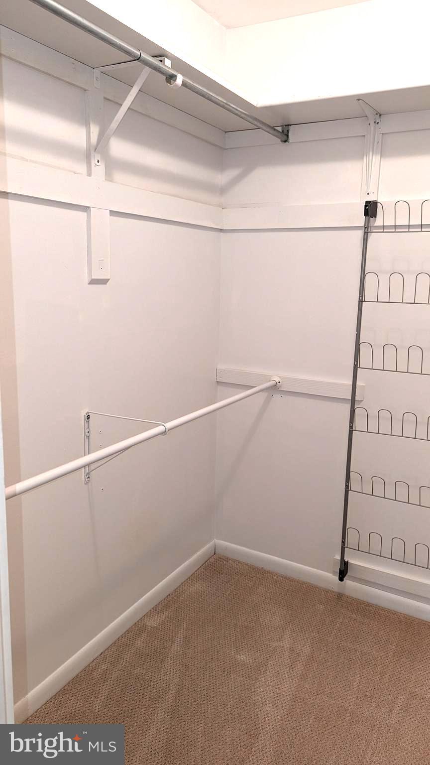 SUMNER VILLAGE - Residential Lease