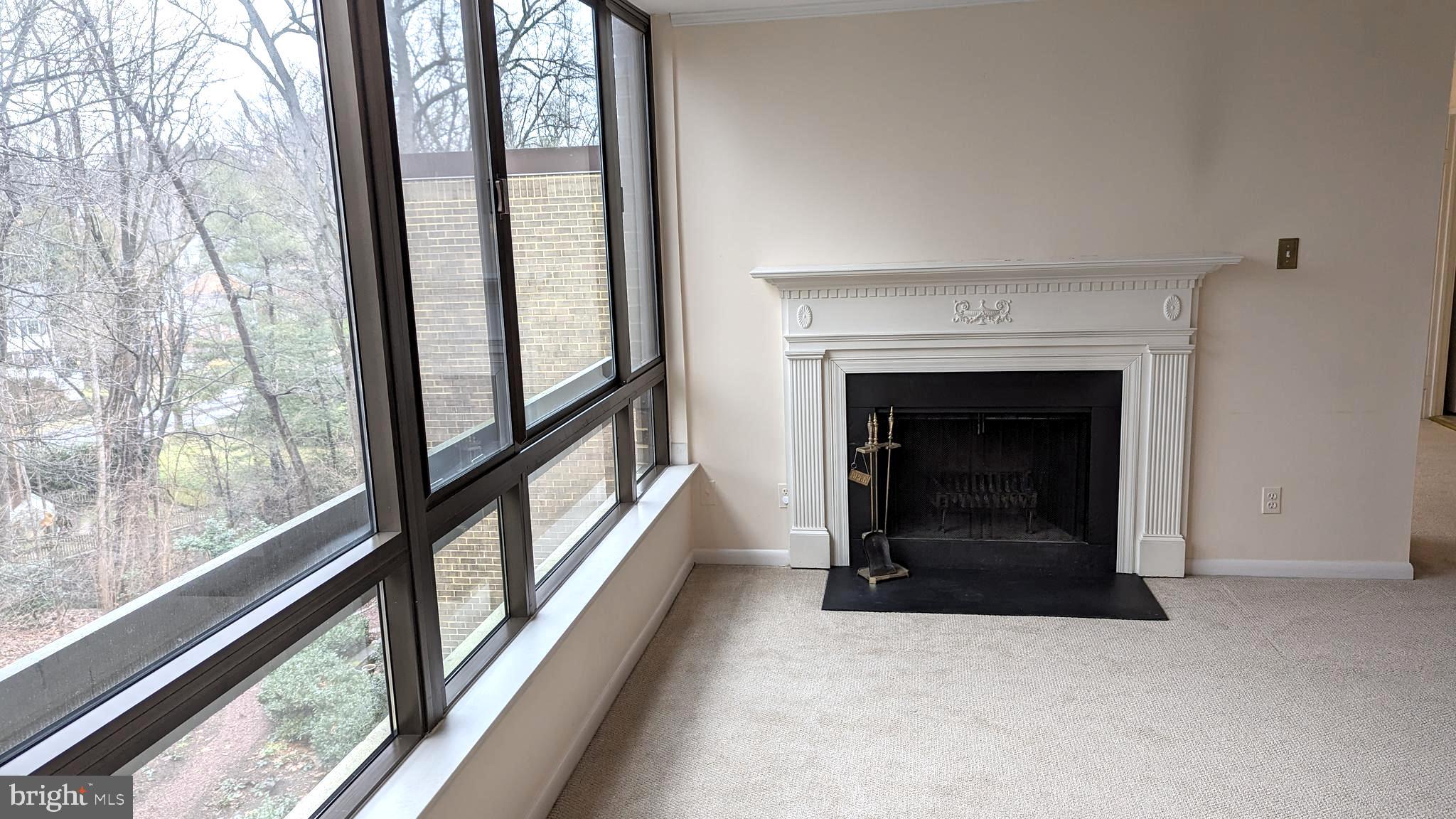 SUMNER VILLAGE - Residential Lease