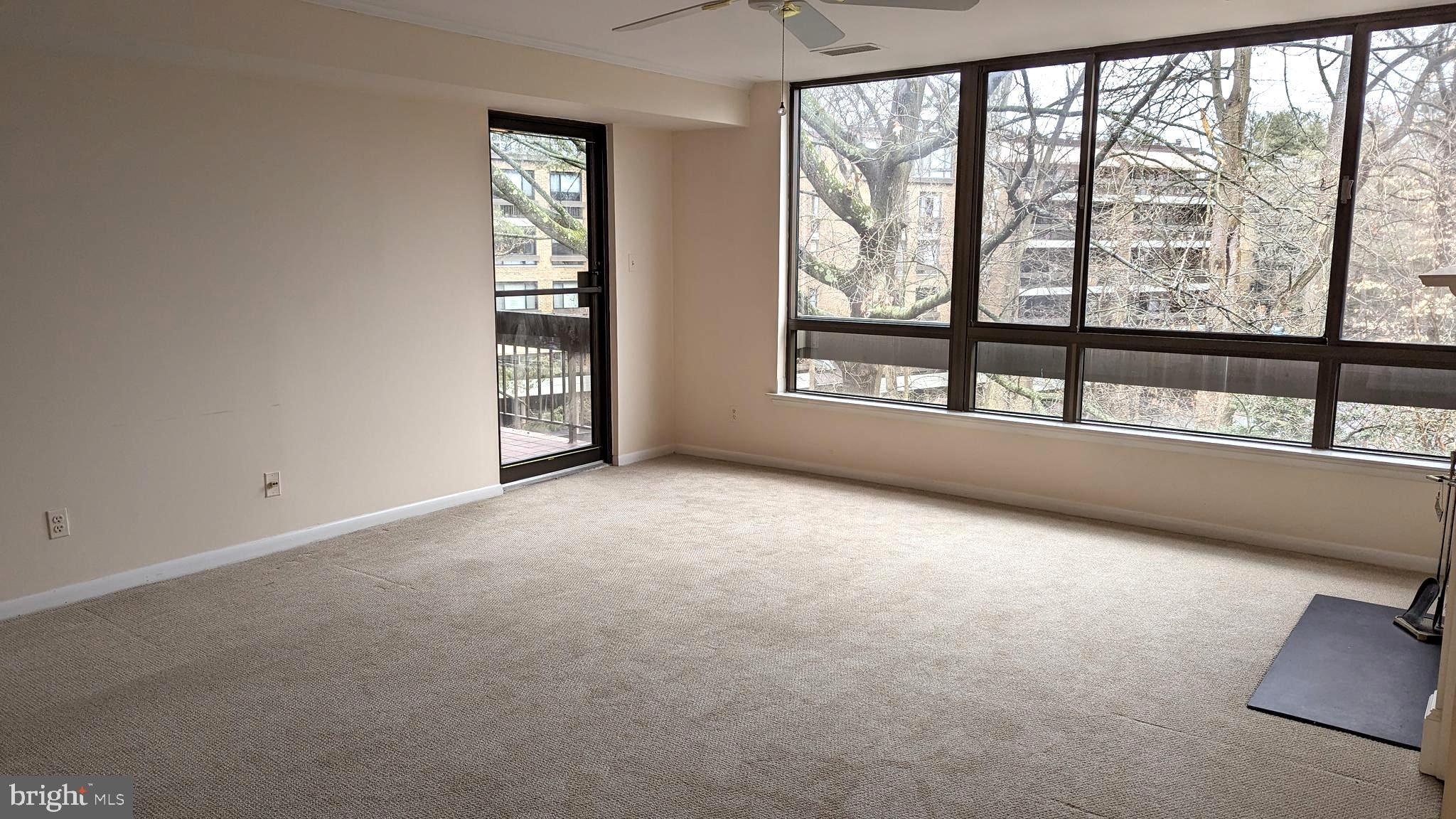 SUMNER VILLAGE - Residential Lease