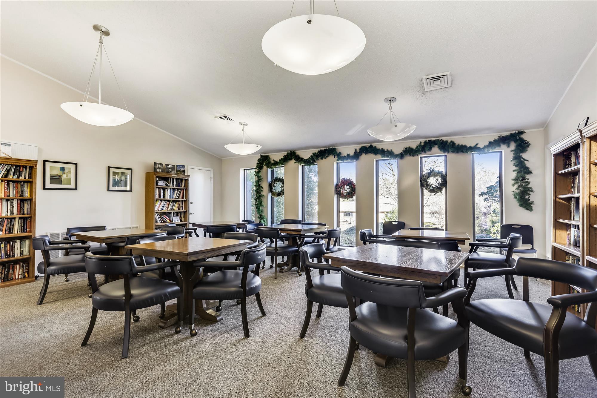 SUMNER VILLAGE - Residential Lease