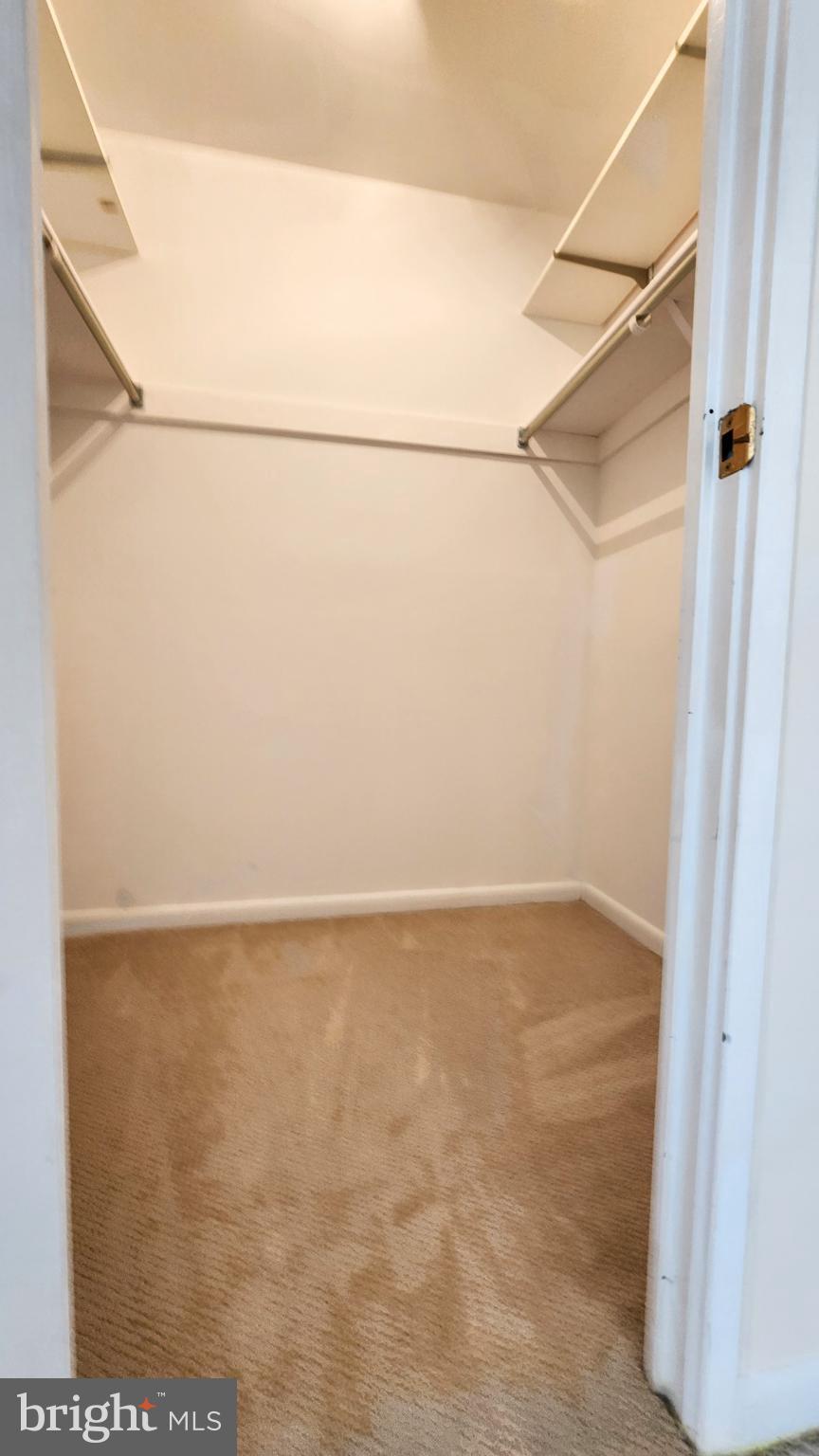 SUMNER VILLAGE - Residential Lease