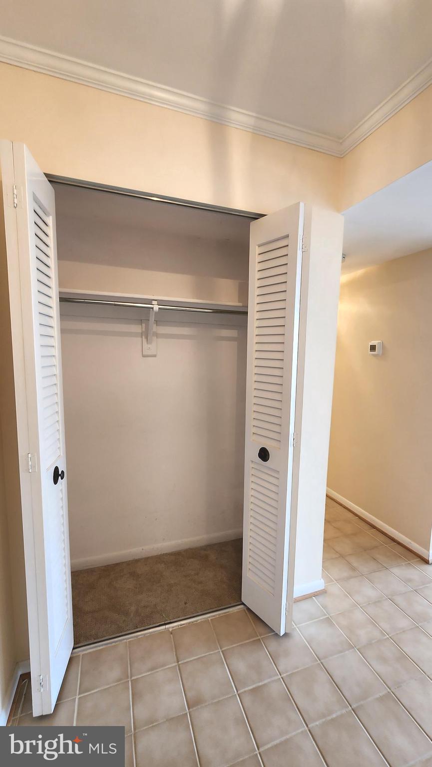 SUMNER VILLAGE - Residential Lease