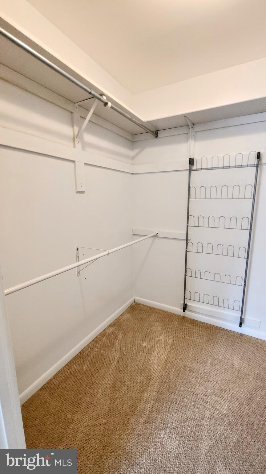 SUMNER VILLAGE - Residential Lease