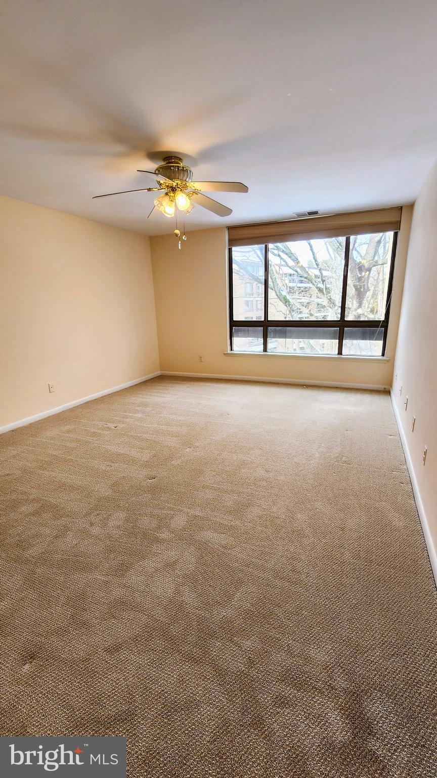 SUMNER VILLAGE - Residential Lease