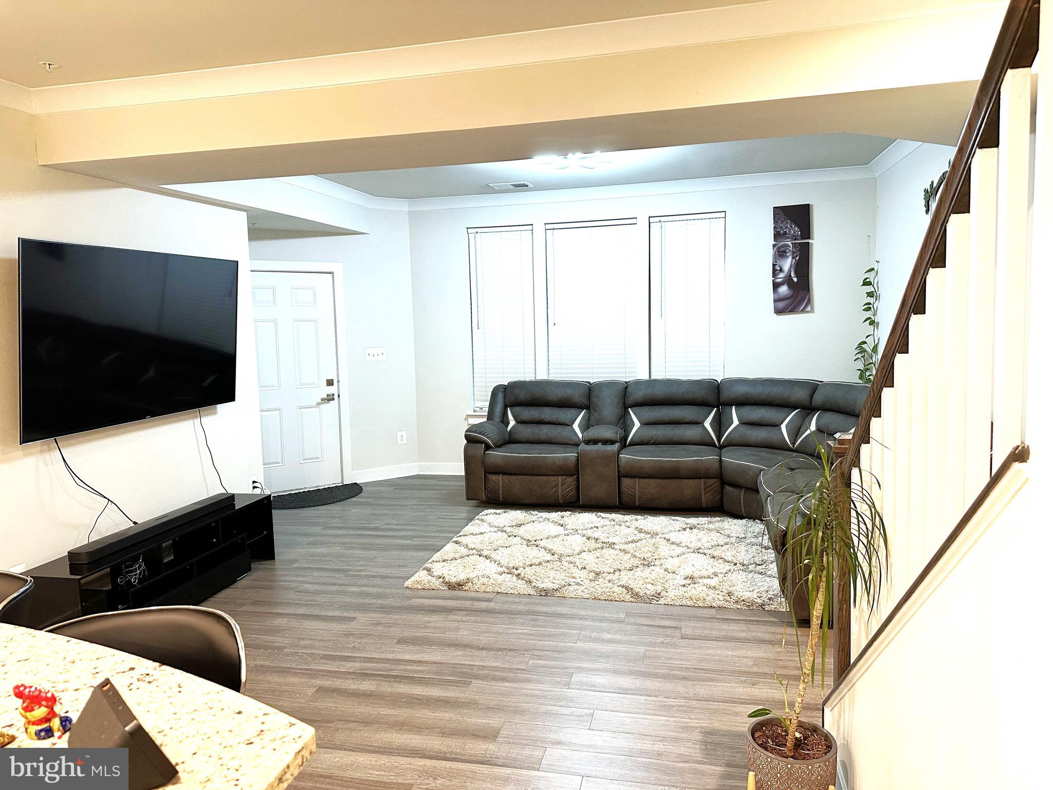 ARCOLA TOWN CENTER CONDO - Residential Lease