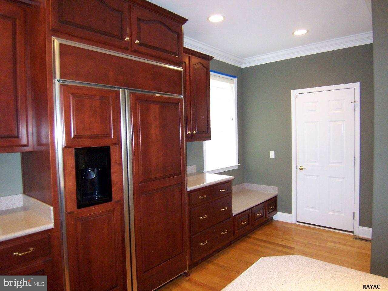NEW BRITTANY - Residential