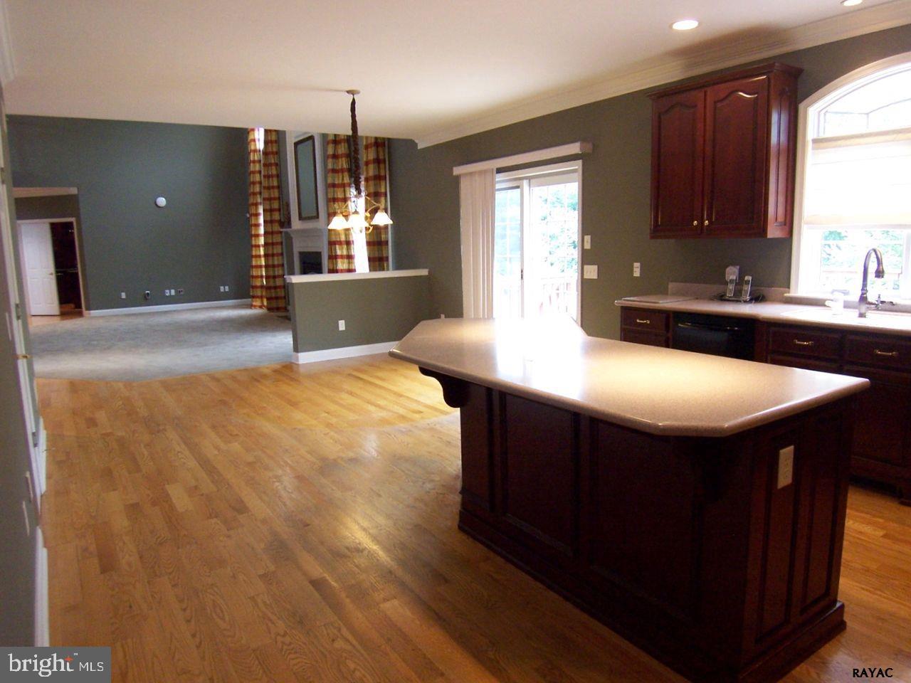 NEW BRITTANY - Residential