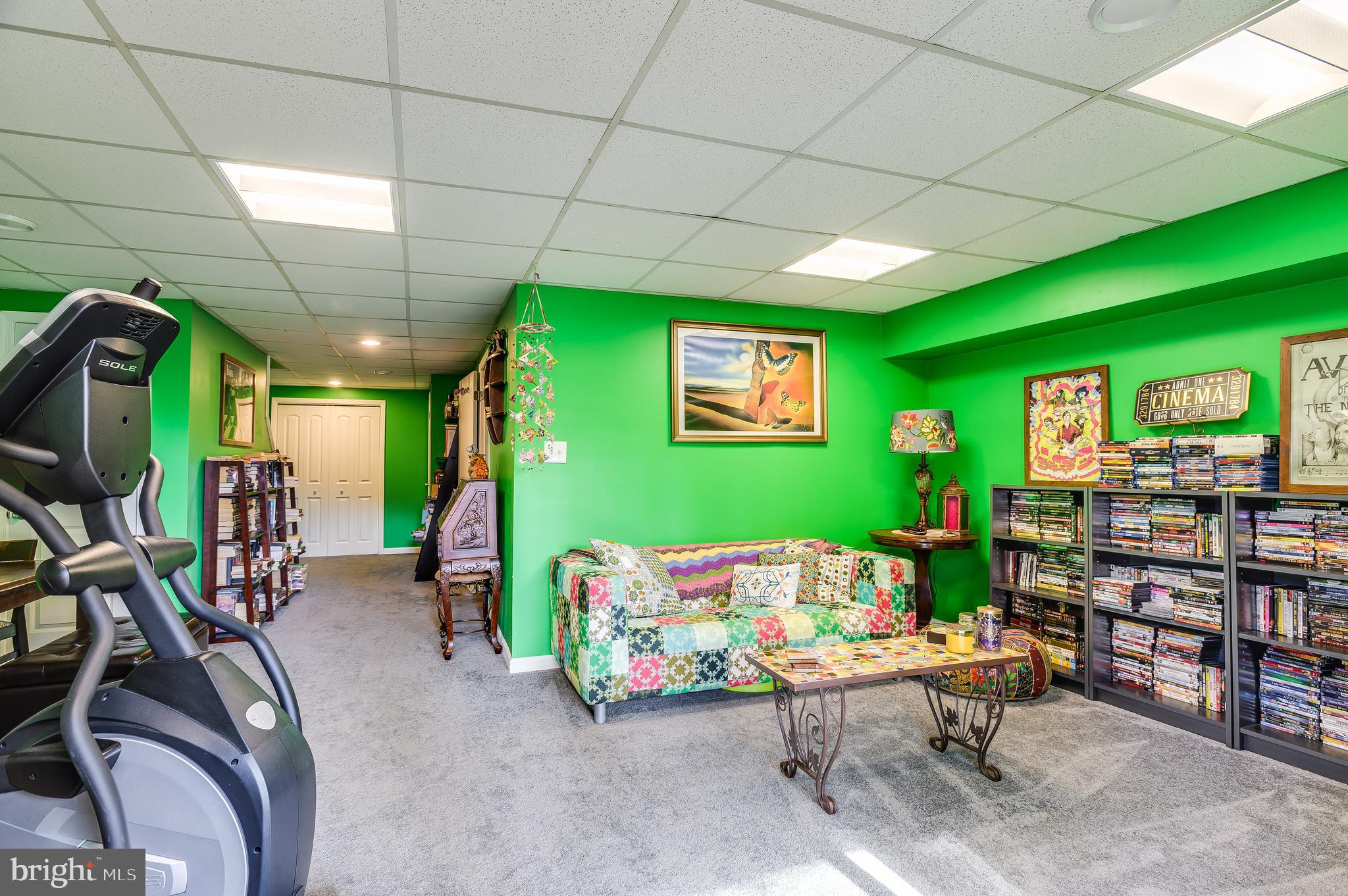 COURTLAND WOODS - Residential