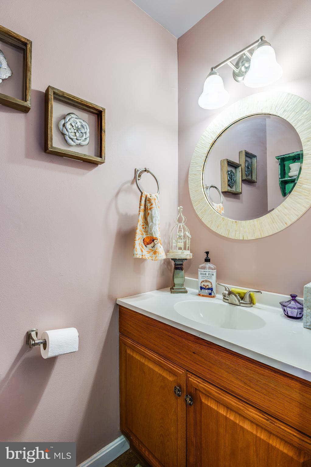 COURTLAND WOODS - Residential