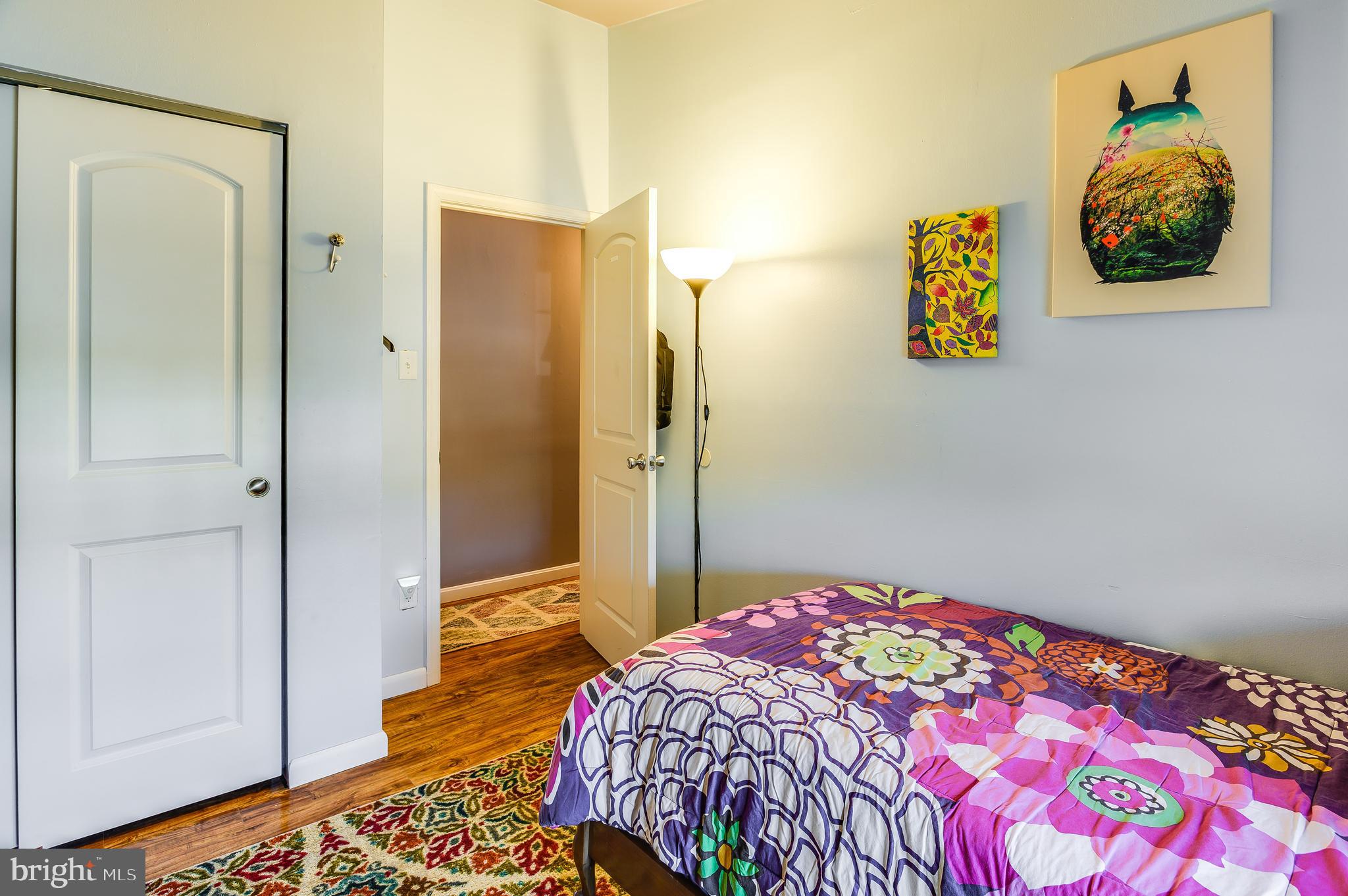 COURTLAND WOODS - Residential