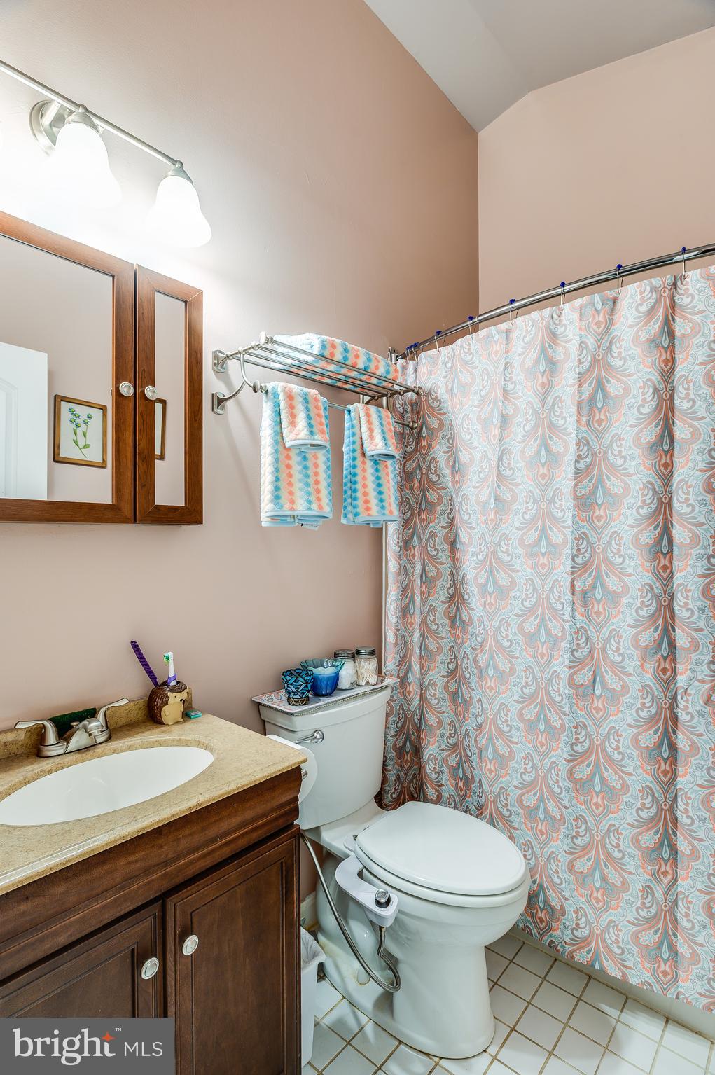 COURTLAND WOODS - Residential