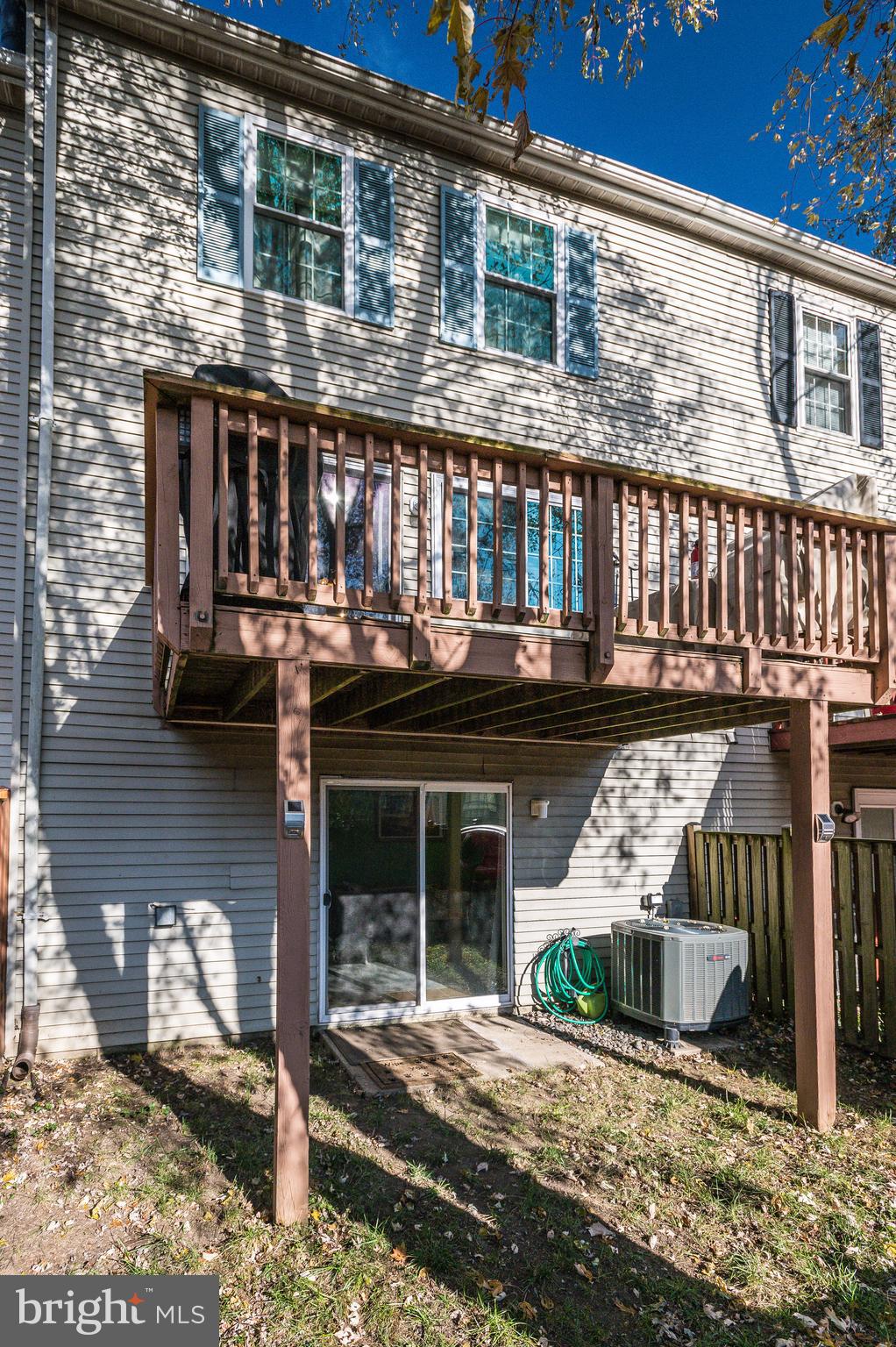 COURTLAND WOODS - Residential