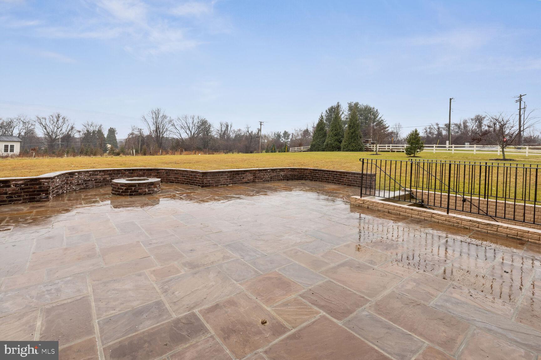 GREENBERRY - Residential Lease