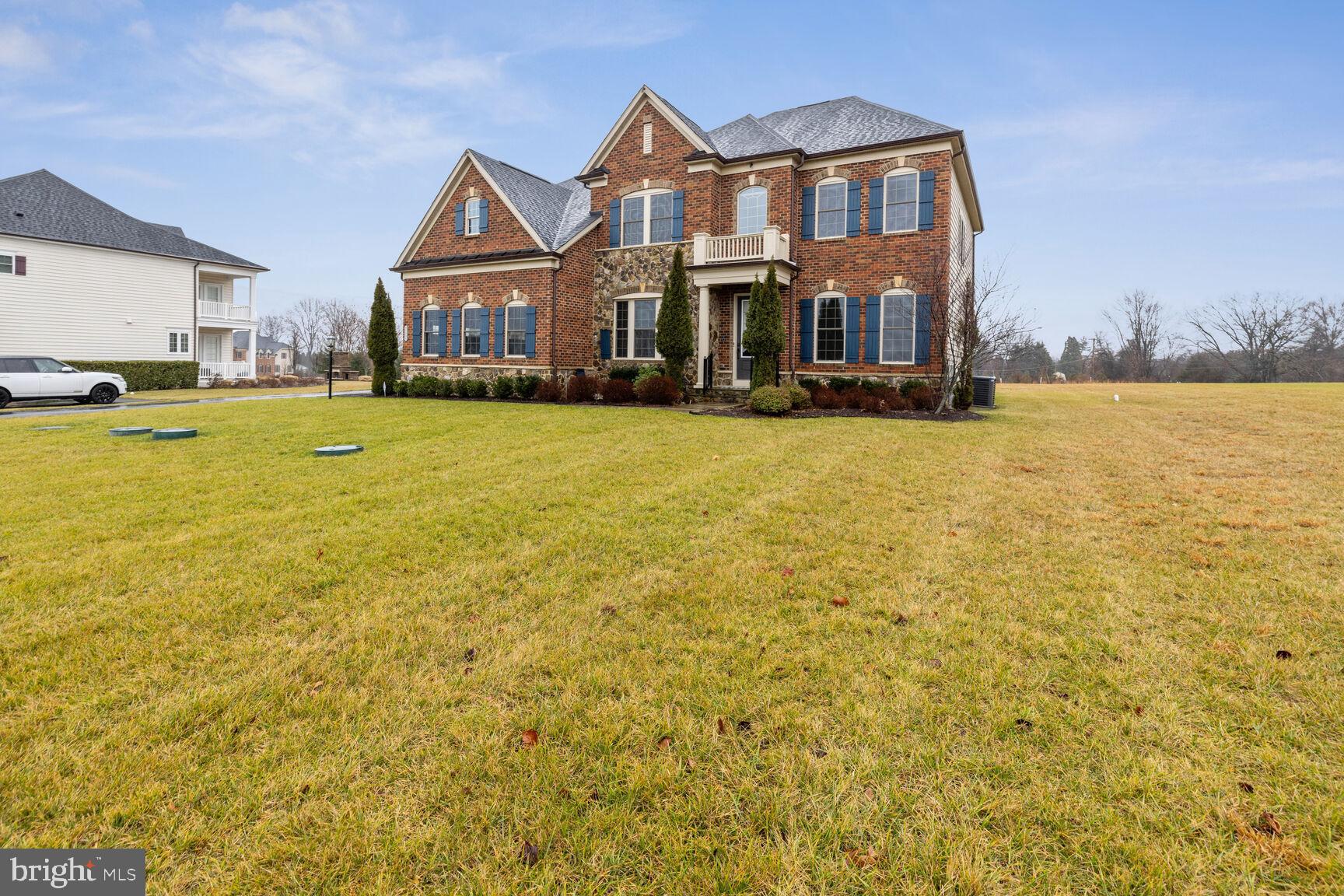 GREENBERRY - Residential Lease