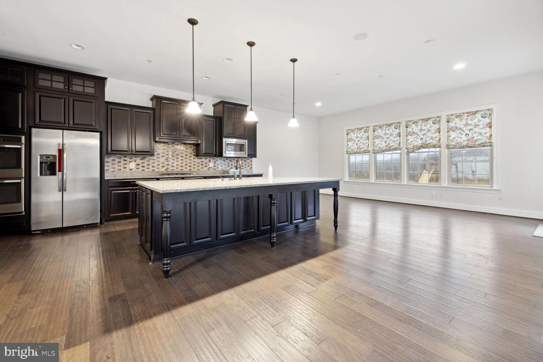 GREENBERRY - Residential Lease