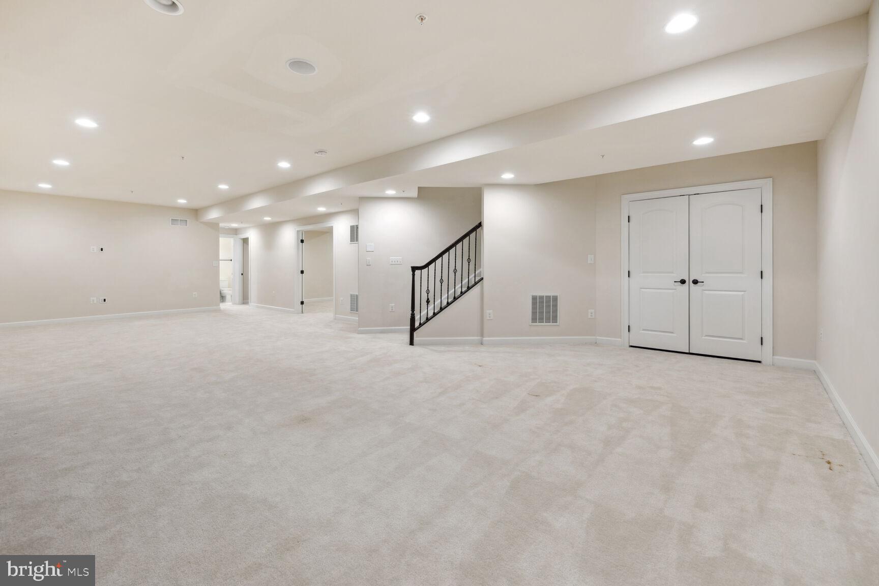 GREENBERRY - Residential Lease